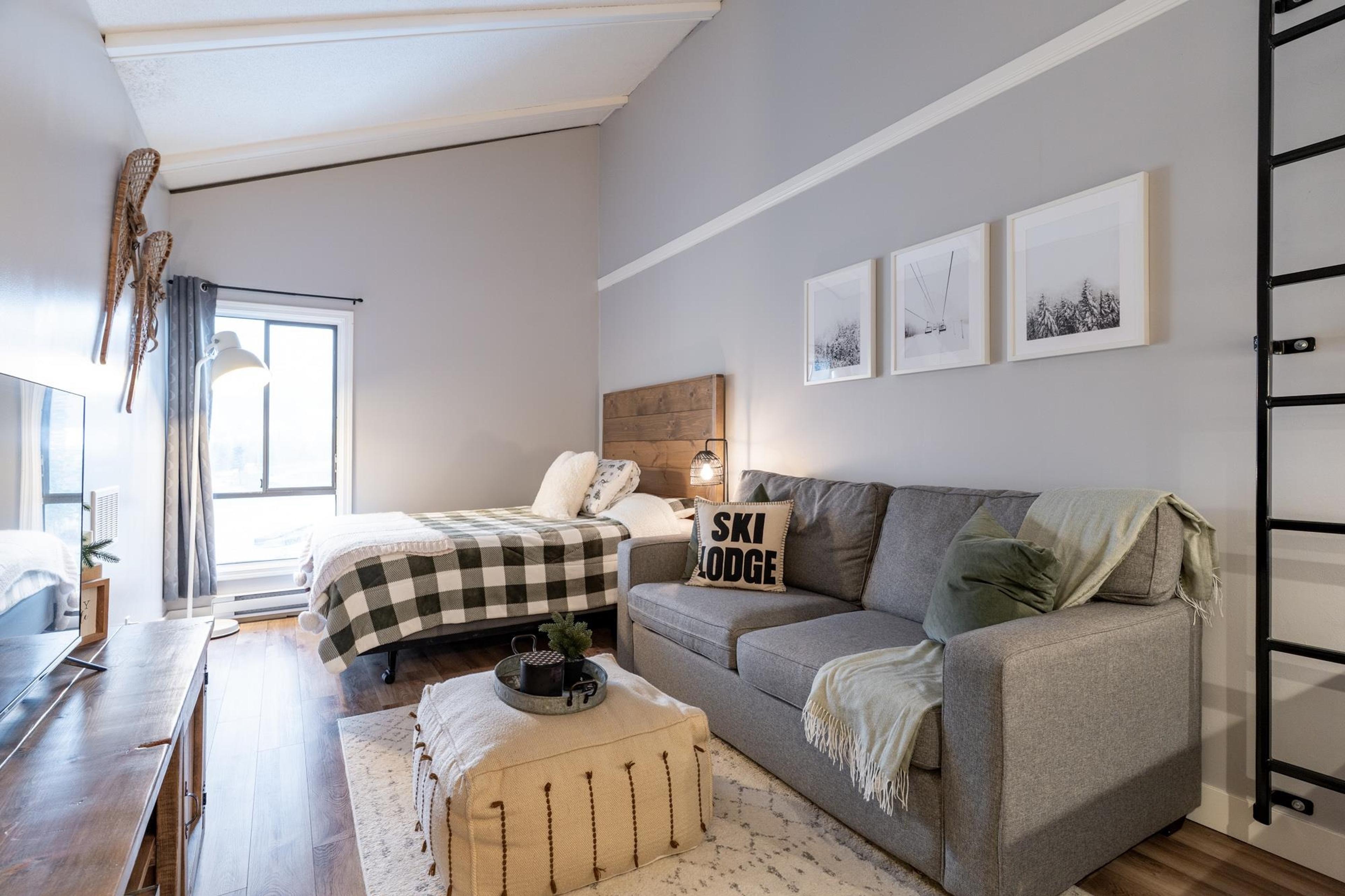 #203B 21000 ENZIAN WAY - 20