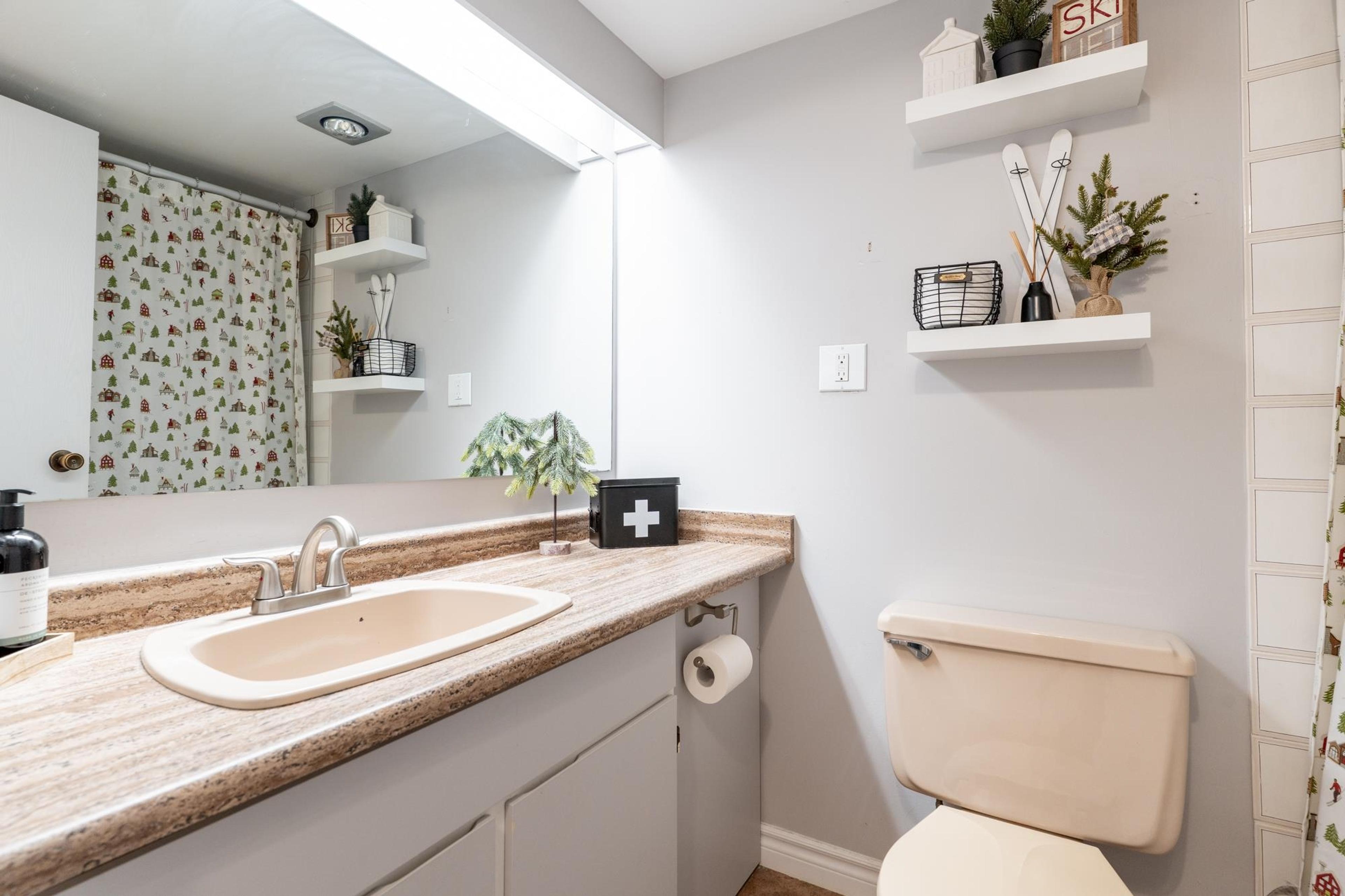 #203B 21000 ENZIAN WAY - 18