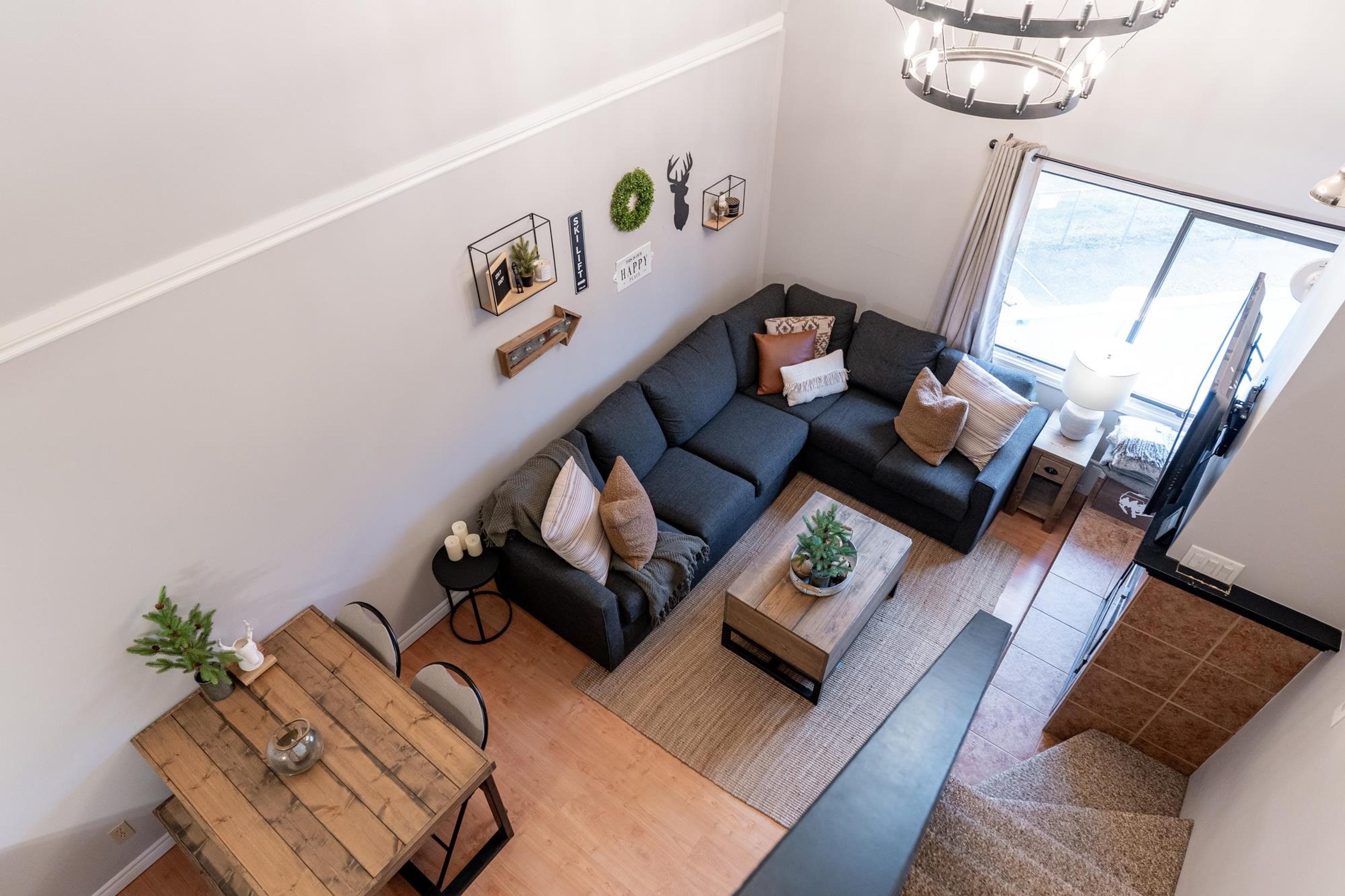 #203B 21000 ENZIAN WAY - 15