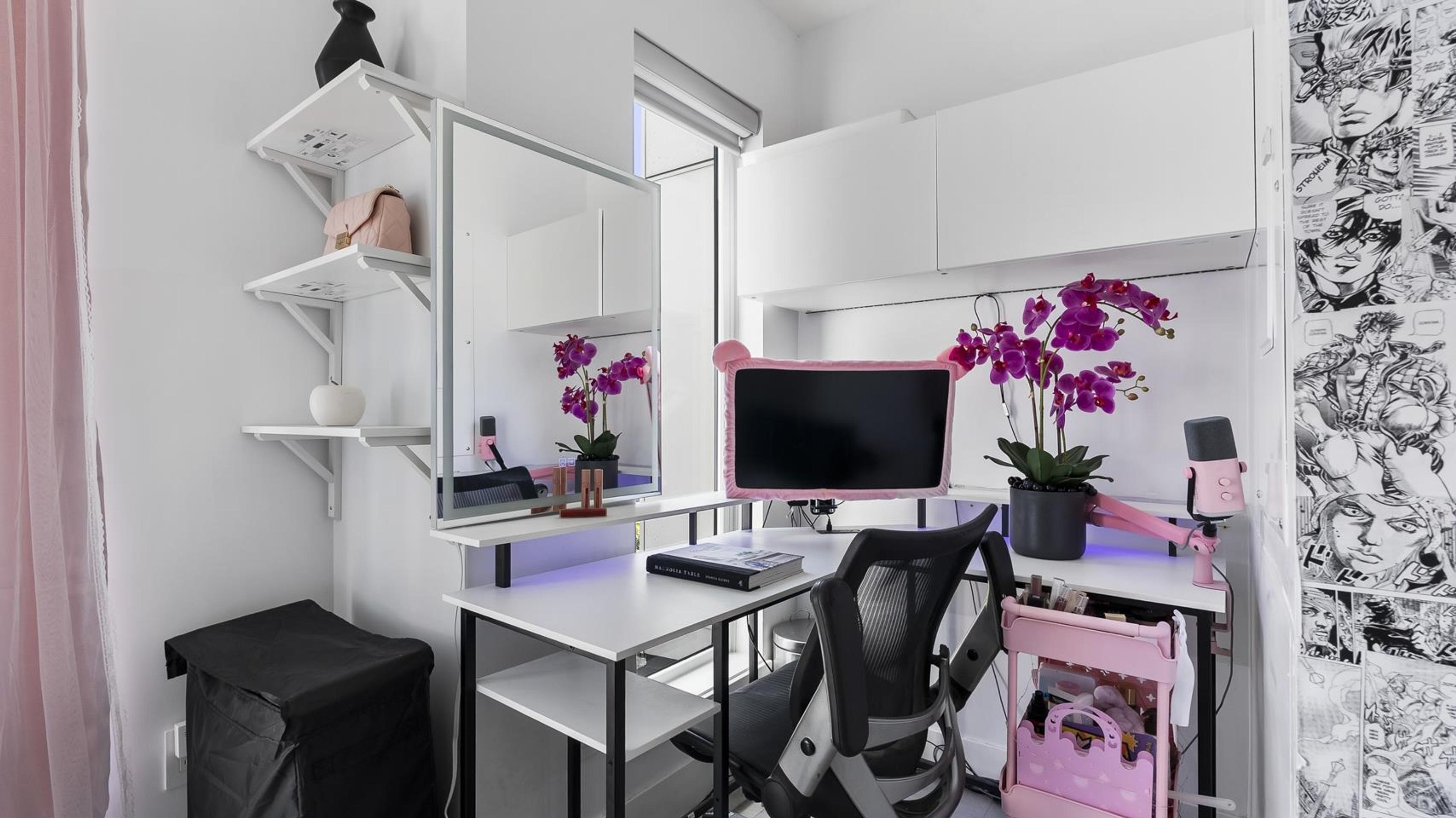 #13 1211 EIGHTH AVENUE - 23