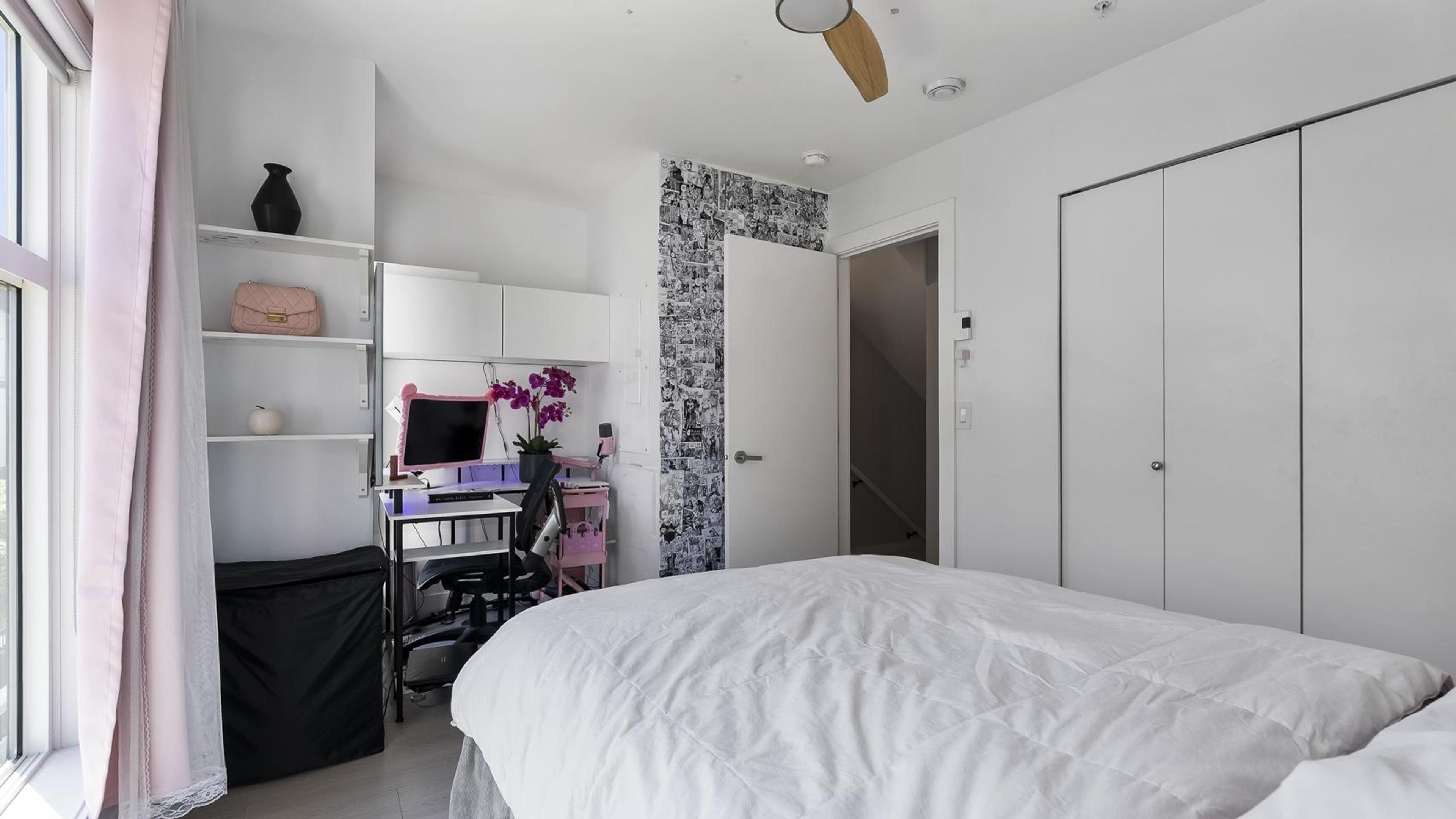 #13 1211 EIGHTH AVENUE - 22