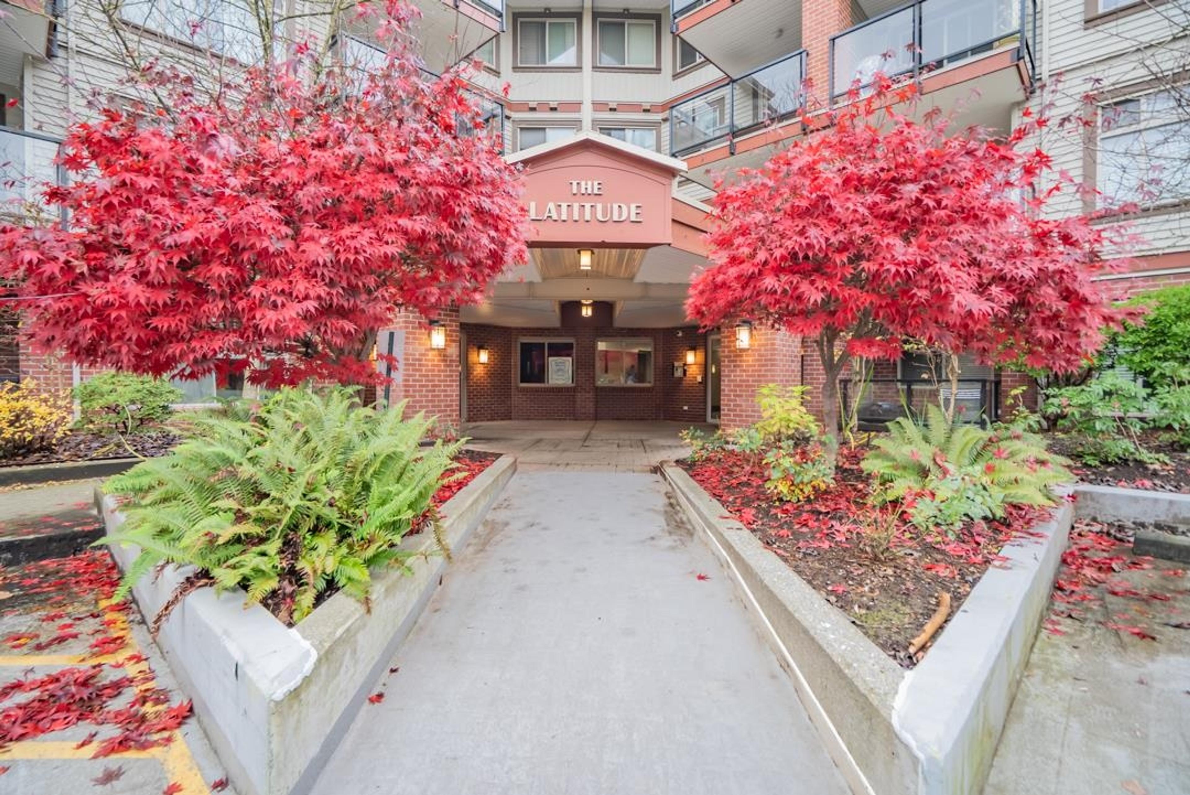 #301 2233 MCKENZIE ROAD - Image 3