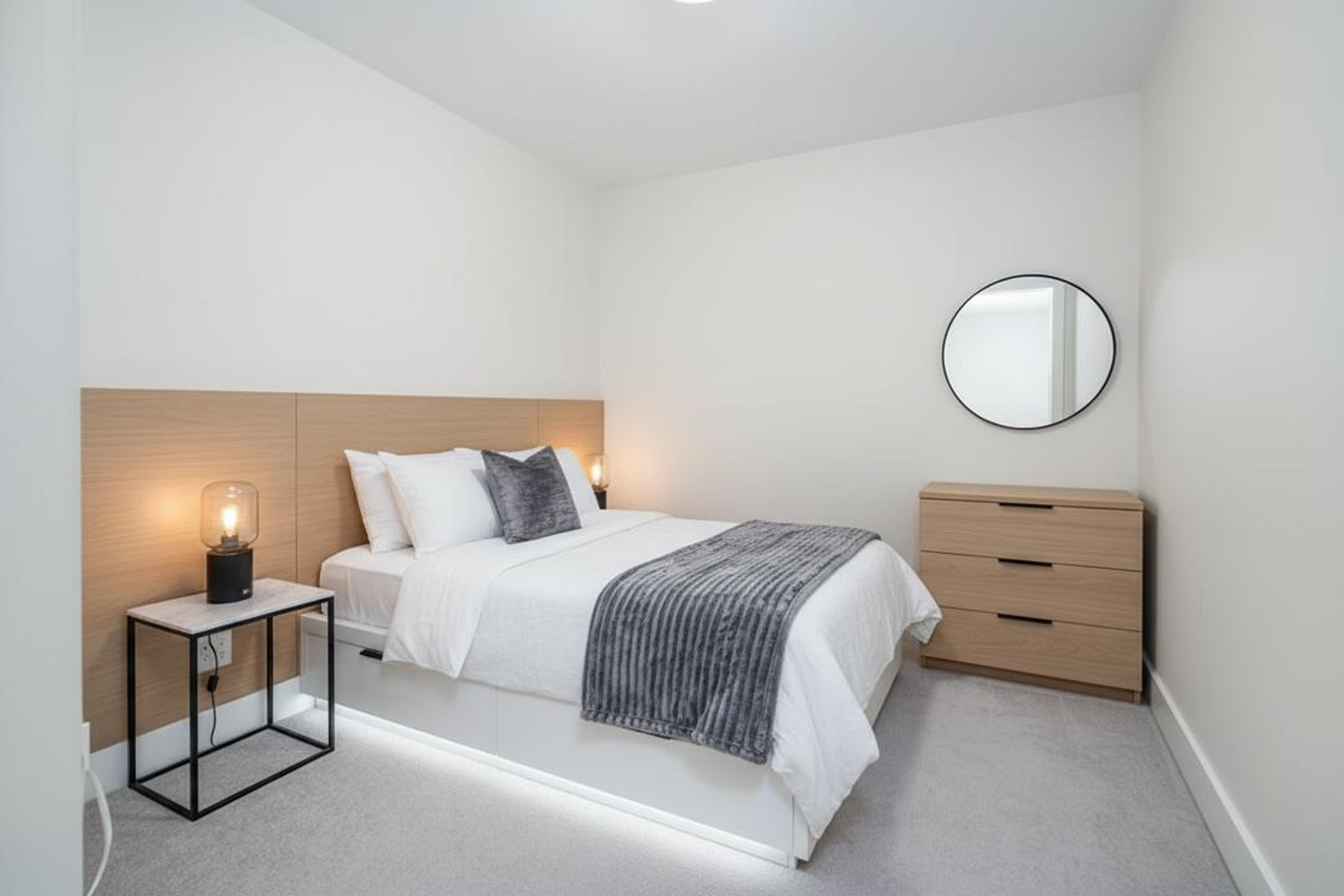 #301 2233 MCKENZIE ROAD - 19