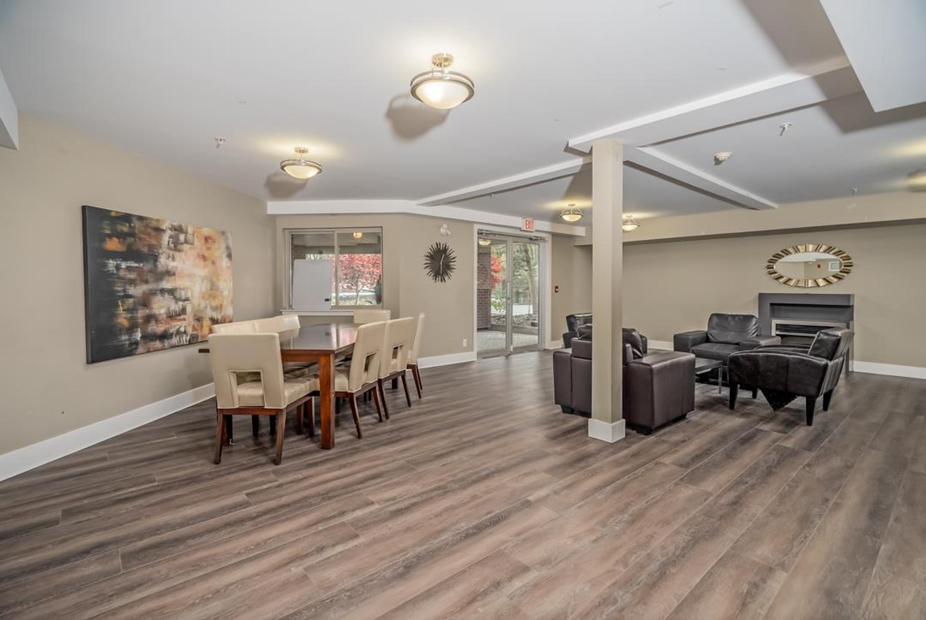 #301 2233 MCKENZIE ROAD - 25