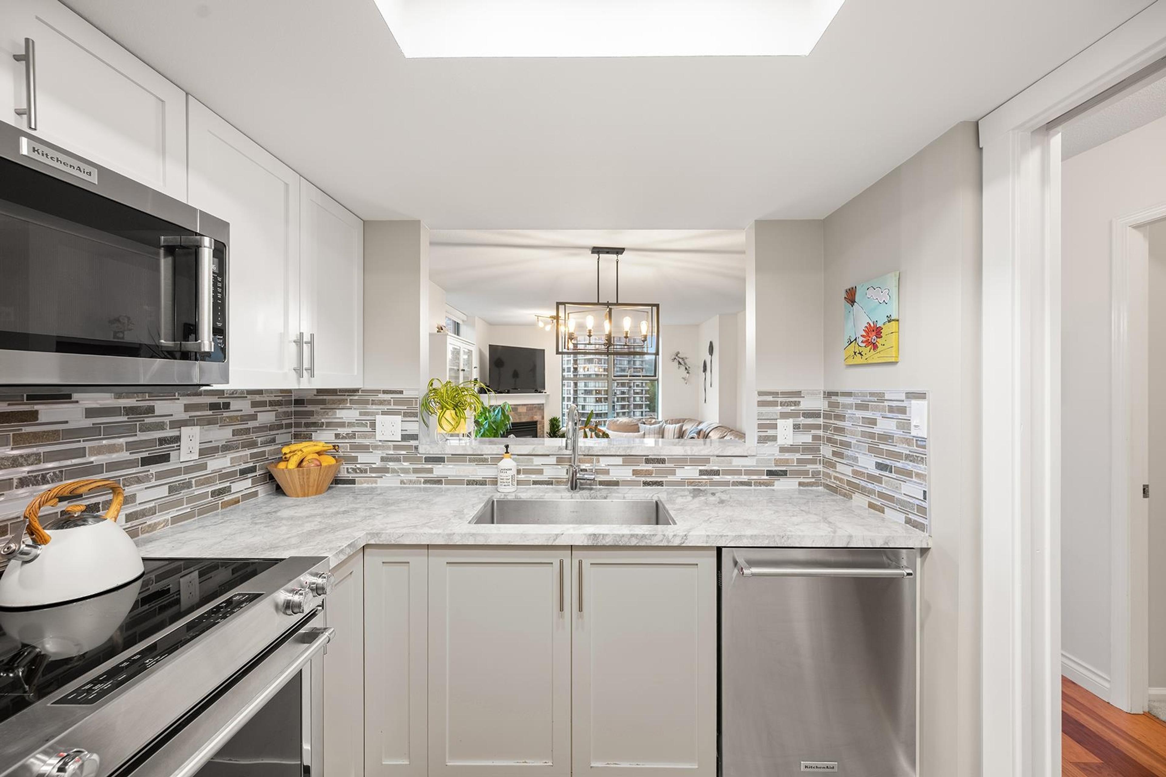 #1004 200 NEWPORT DRIVE - 7