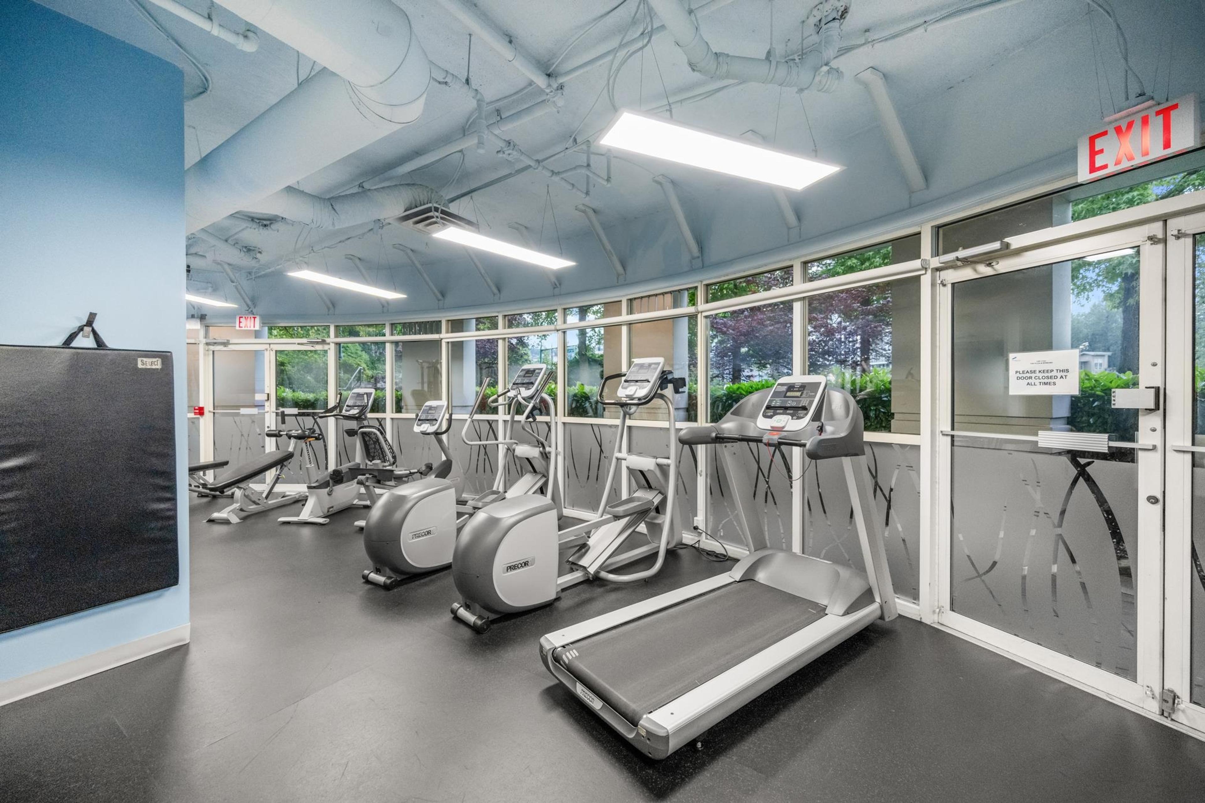 #1004 200 NEWPORT DRIVE - 29