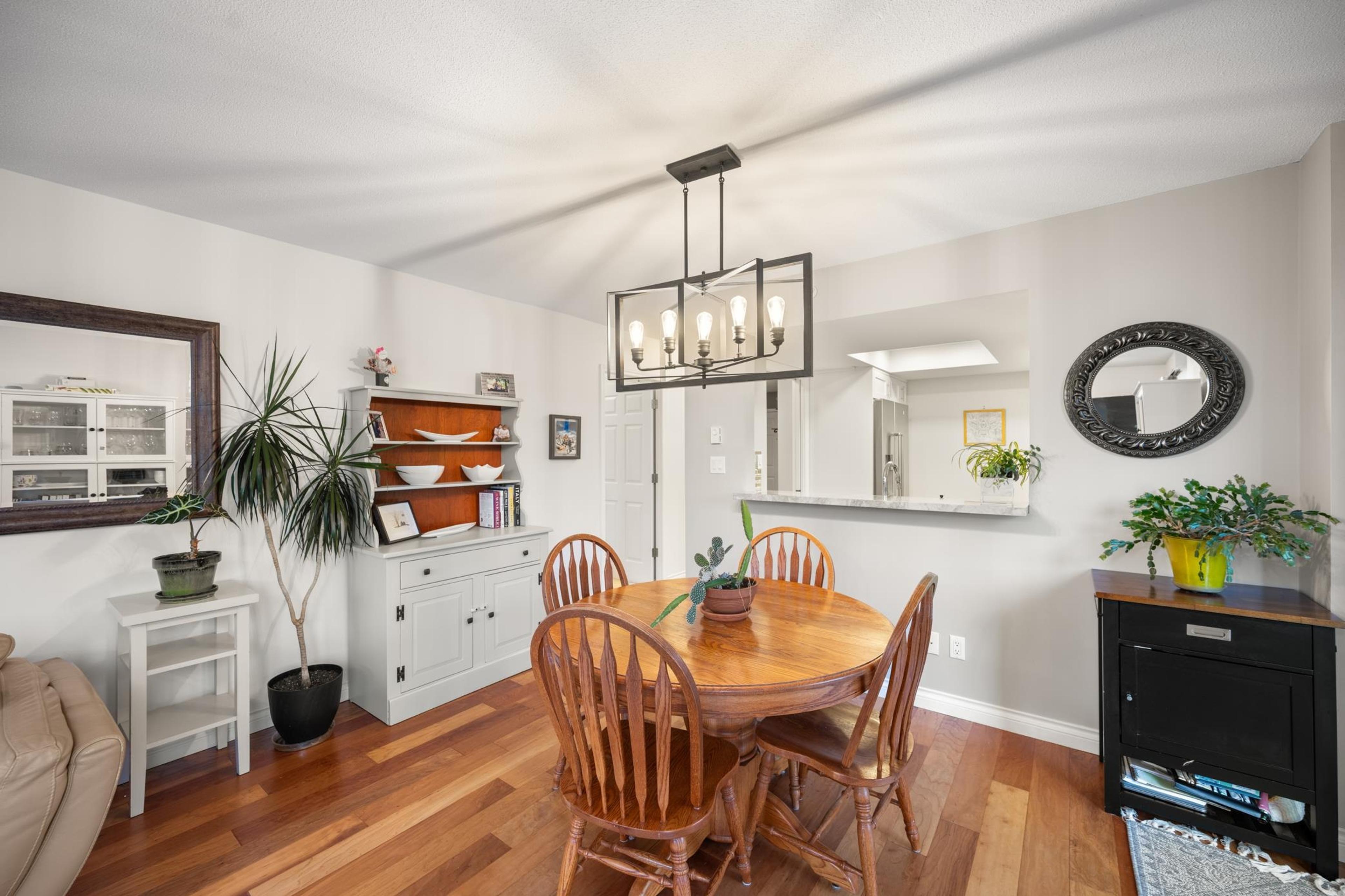 #1004 200 NEWPORT DRIVE - 8