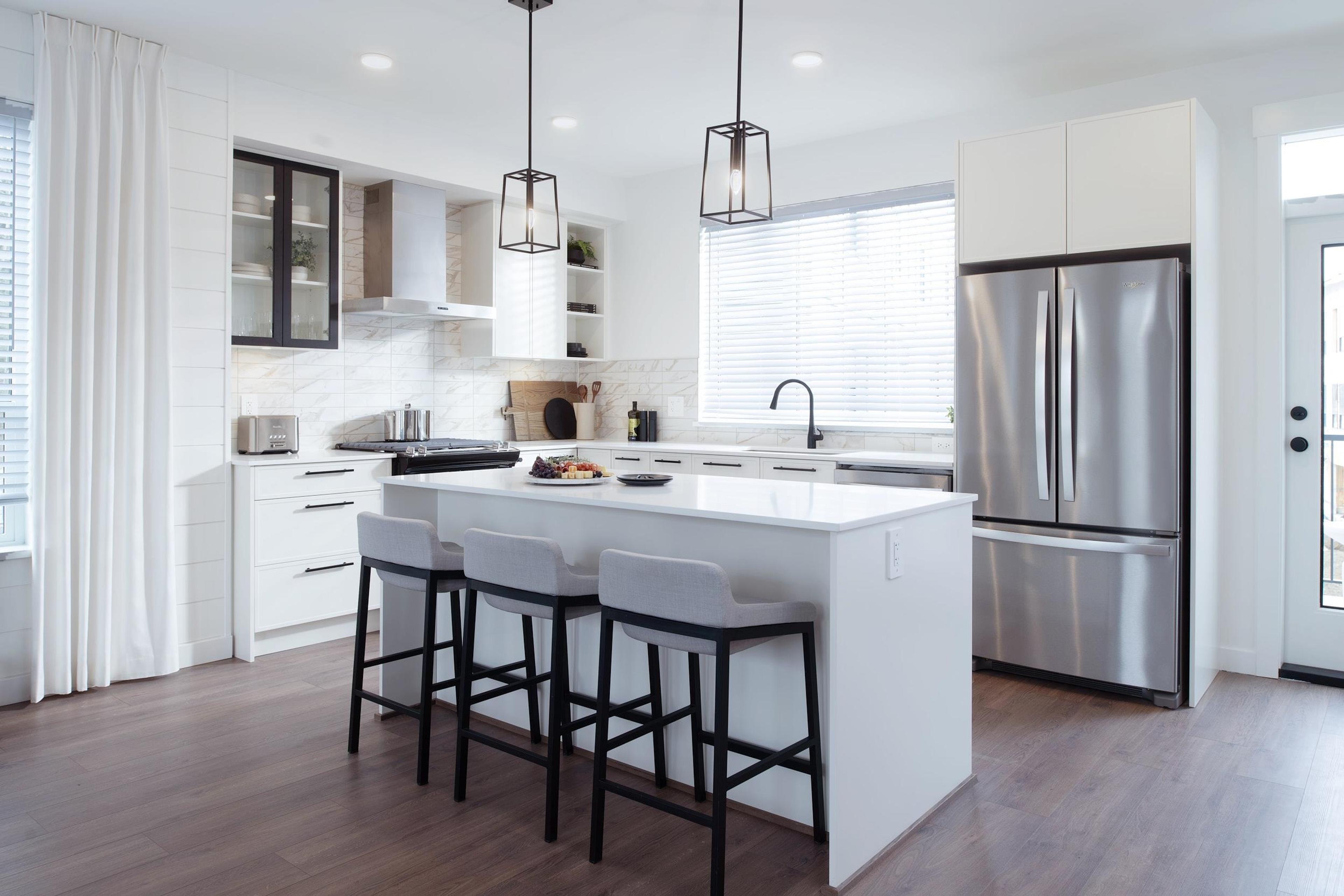 #67 2886 MONTROSE AVENUE - Image 2