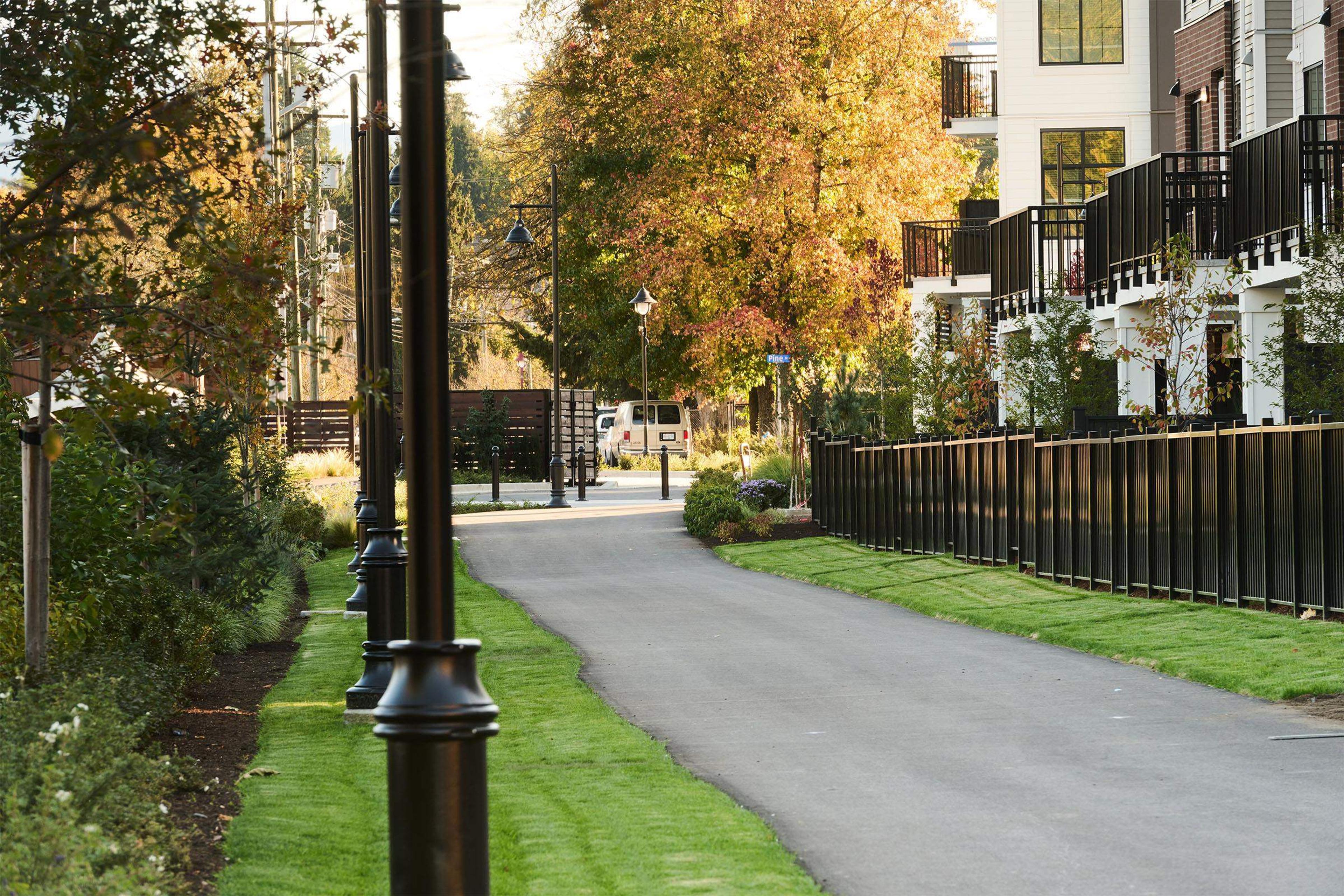 #67 2886 MONTROSE AVENUE - 13