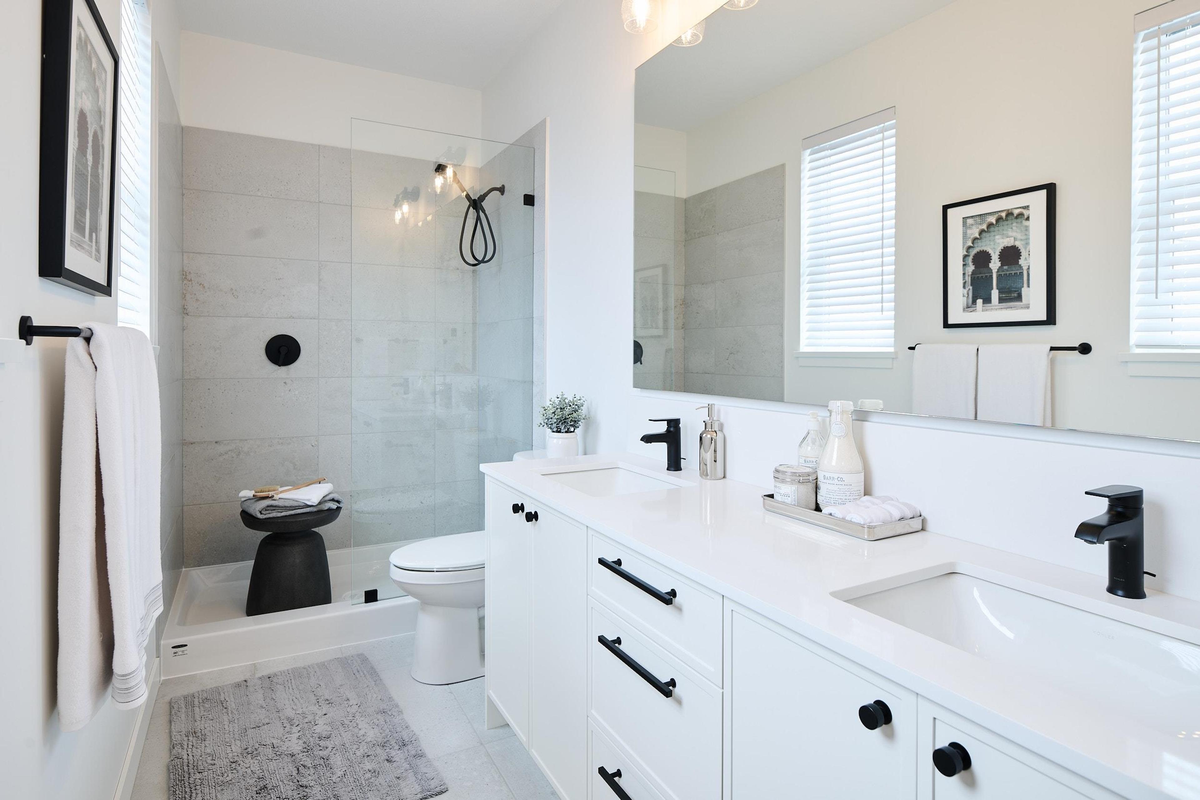 #67 2886 MONTROSE AVENUE - 10