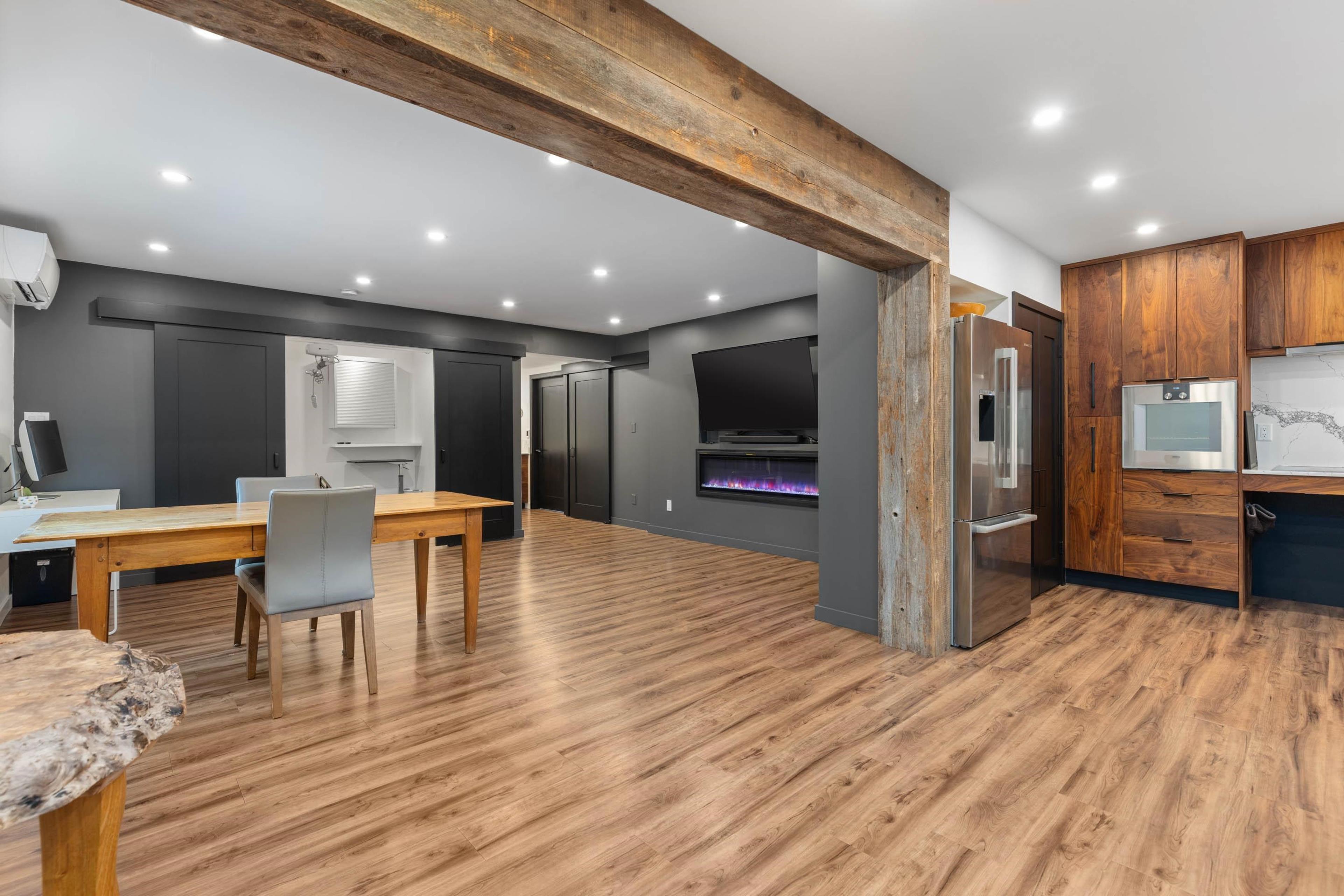 1469 OLIVE STREET - 30