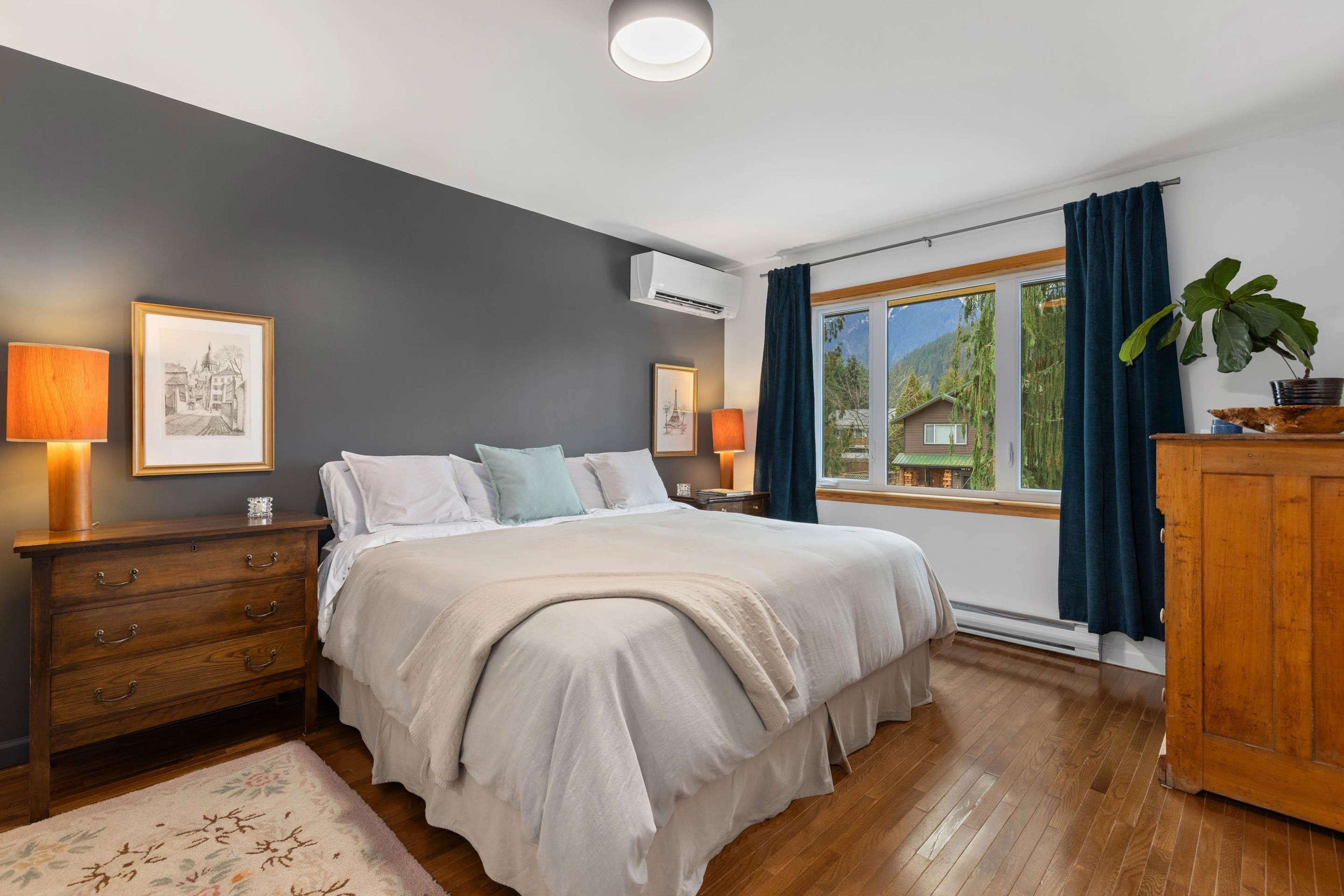 1469 OLIVE STREET - 18