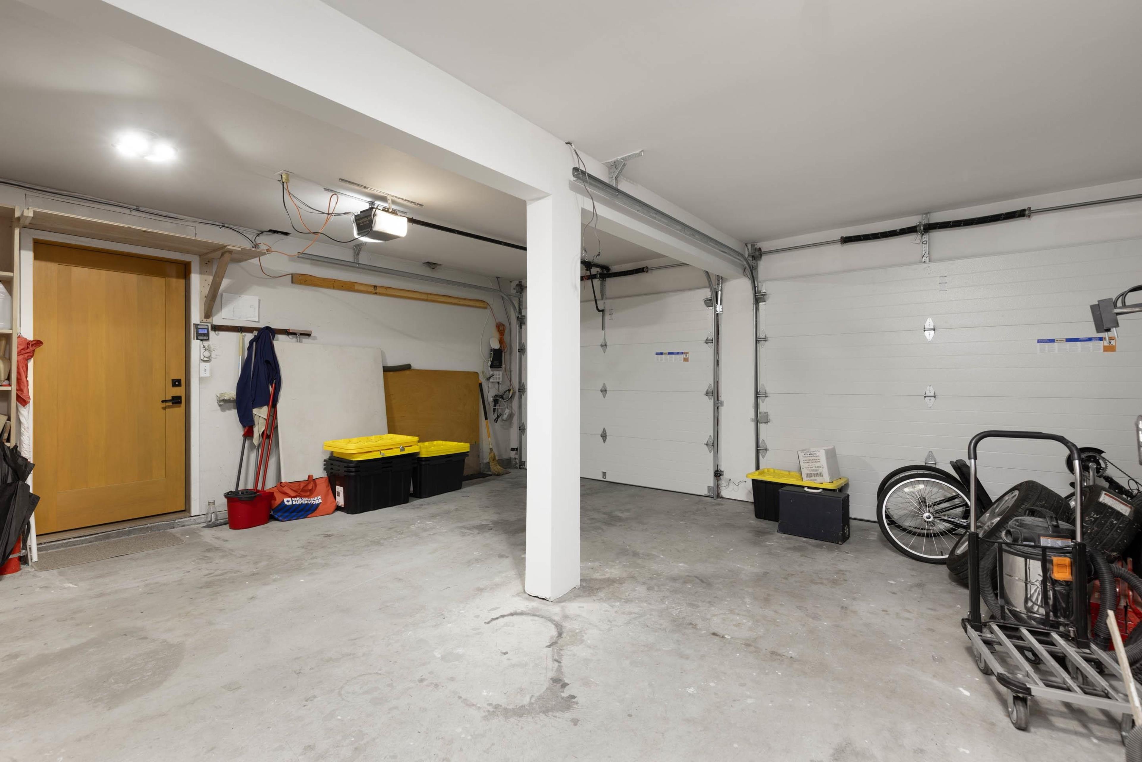 1469 OLIVE STREET - 40