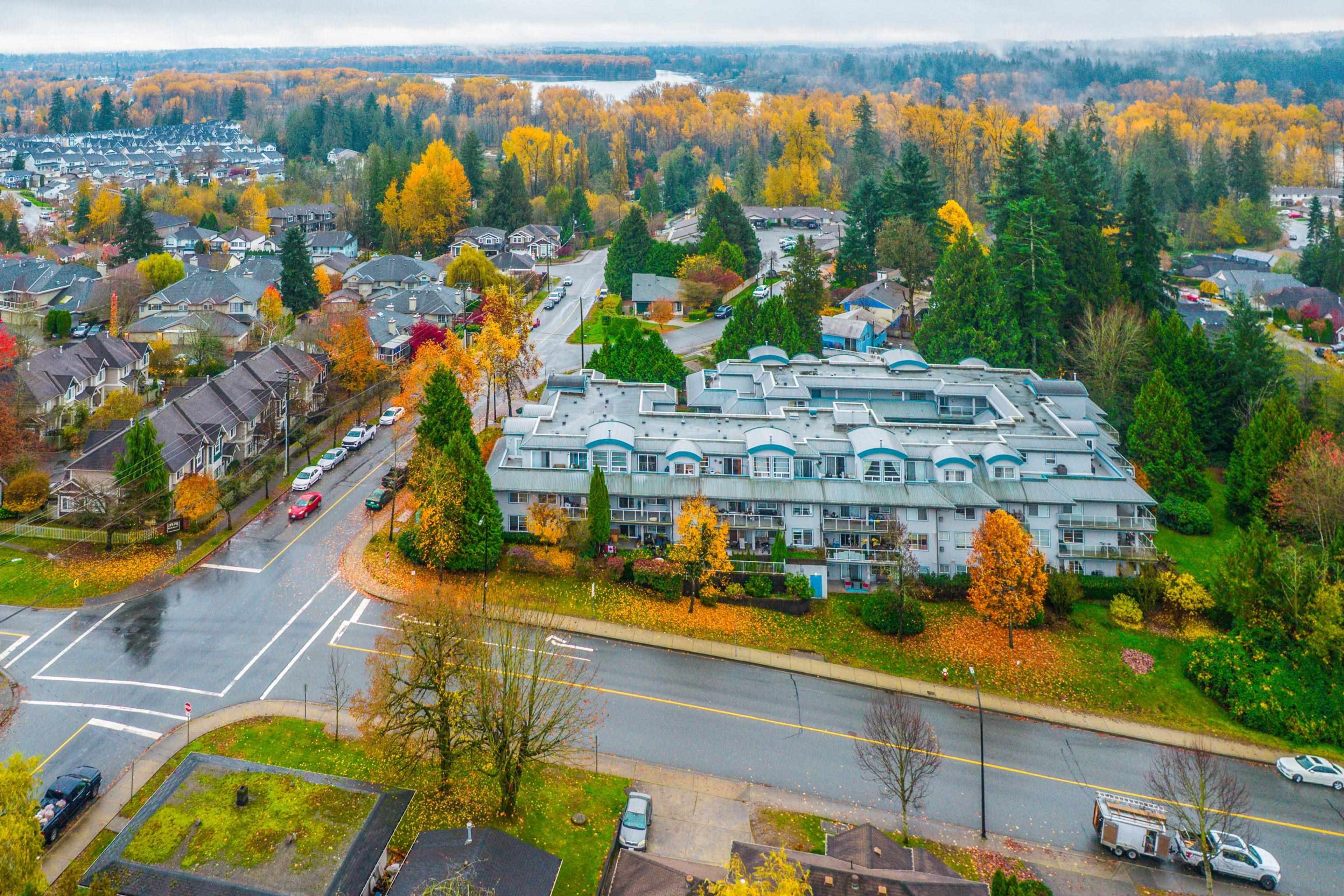 #105 11519 BURNETT STREET - 17