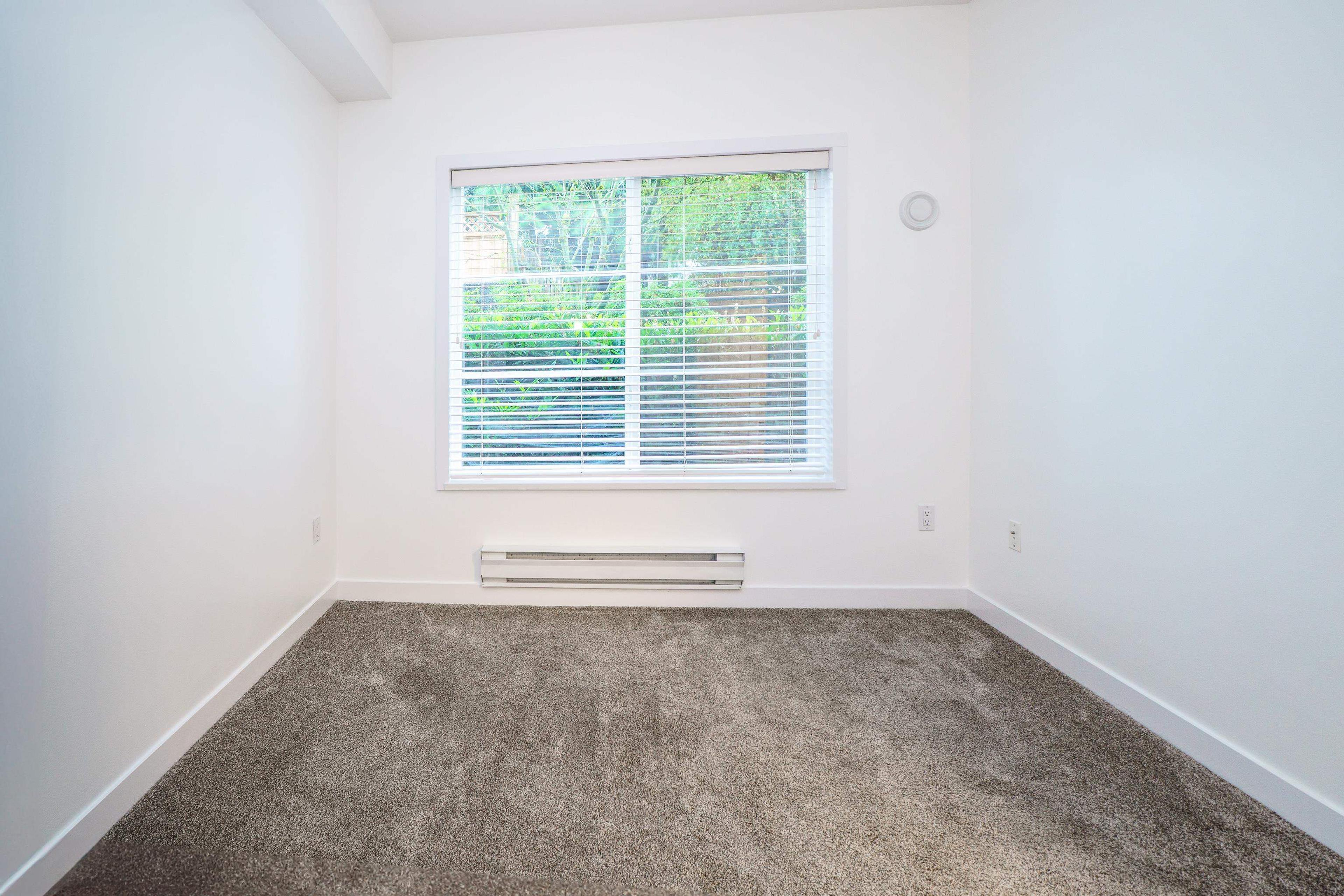 #105 11519 BURNETT STREET - 11