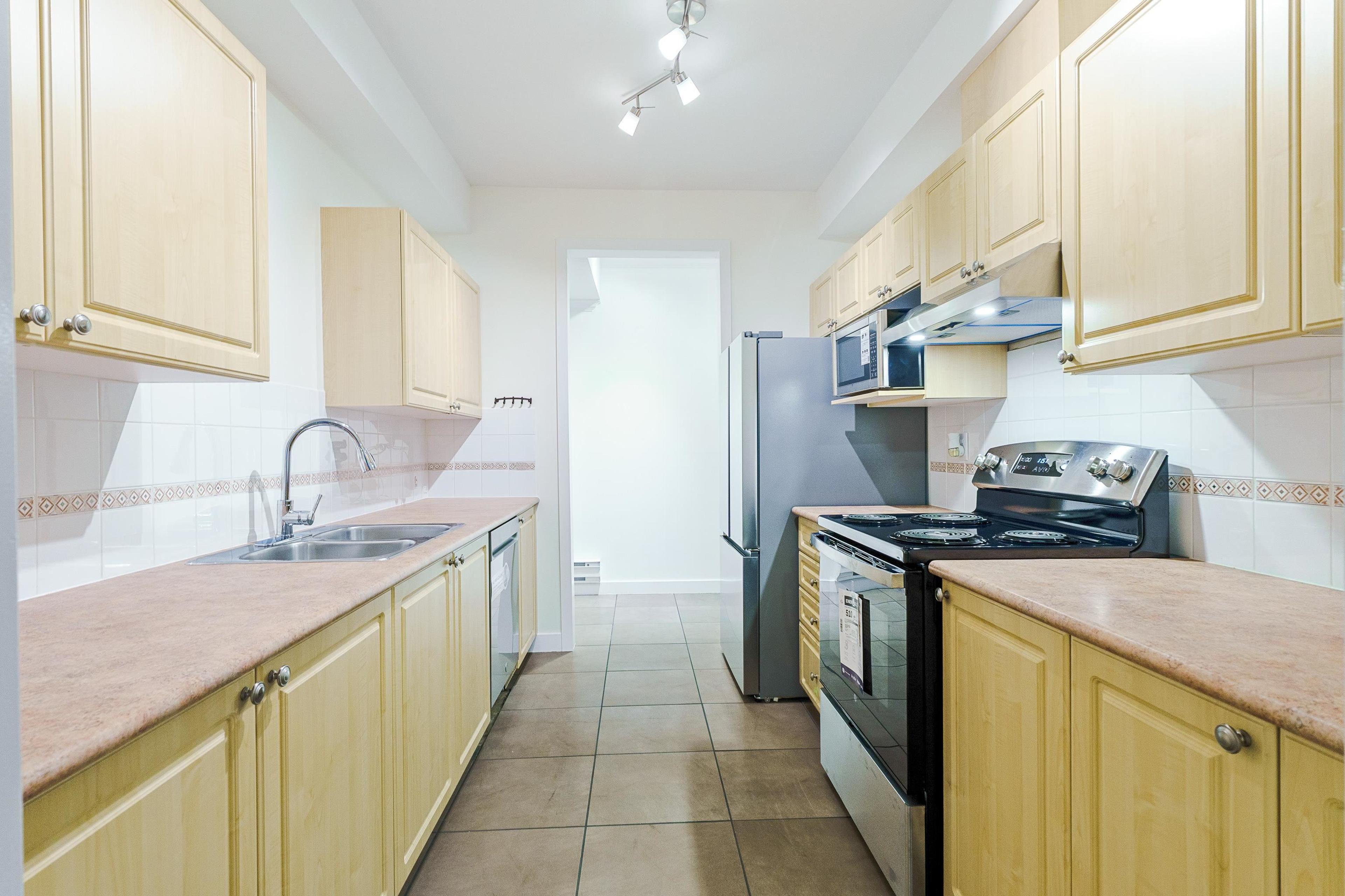 #105 11519 BURNETT STREET - 8