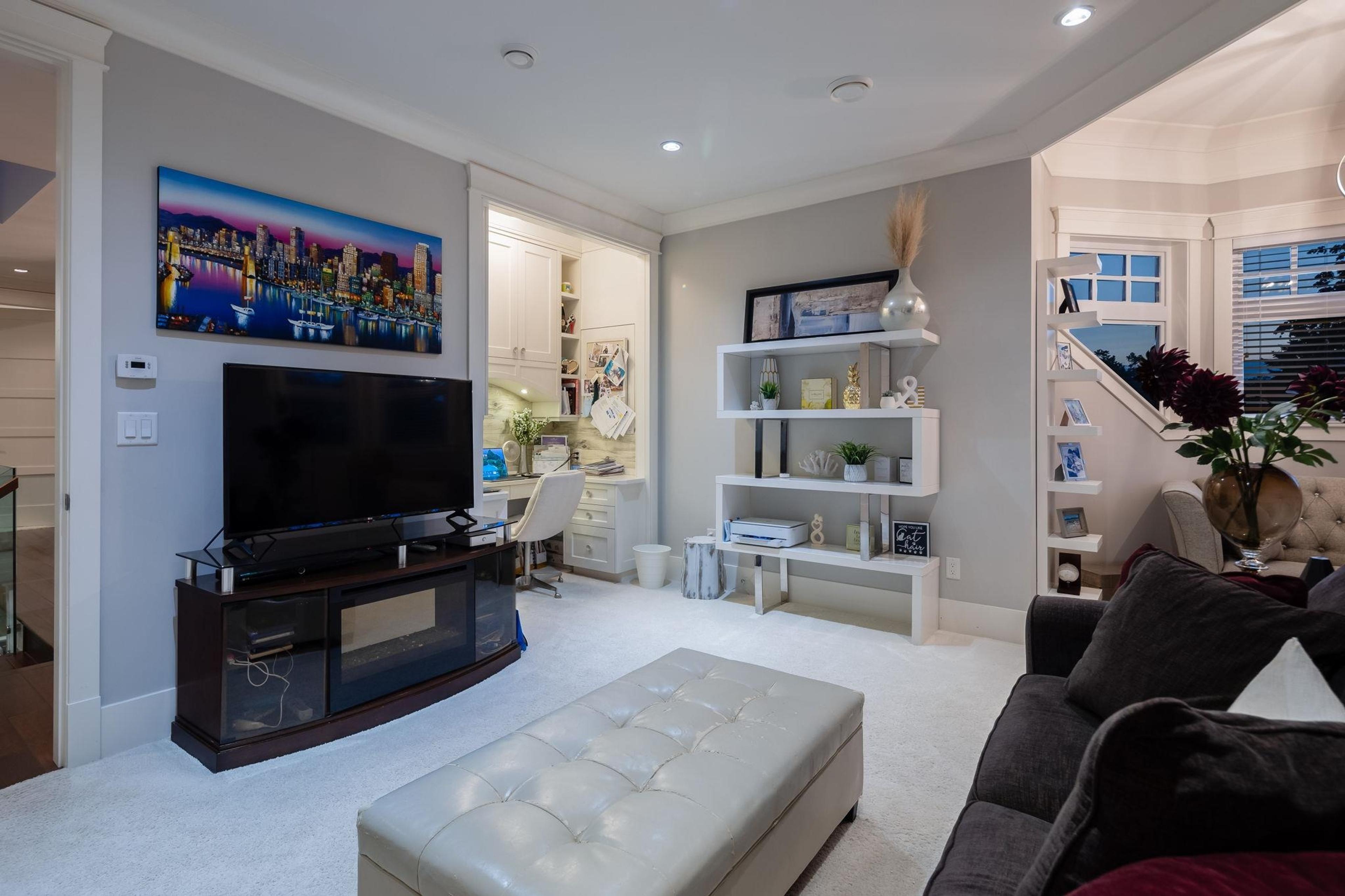 11400 PLOVER DRIVE - 31