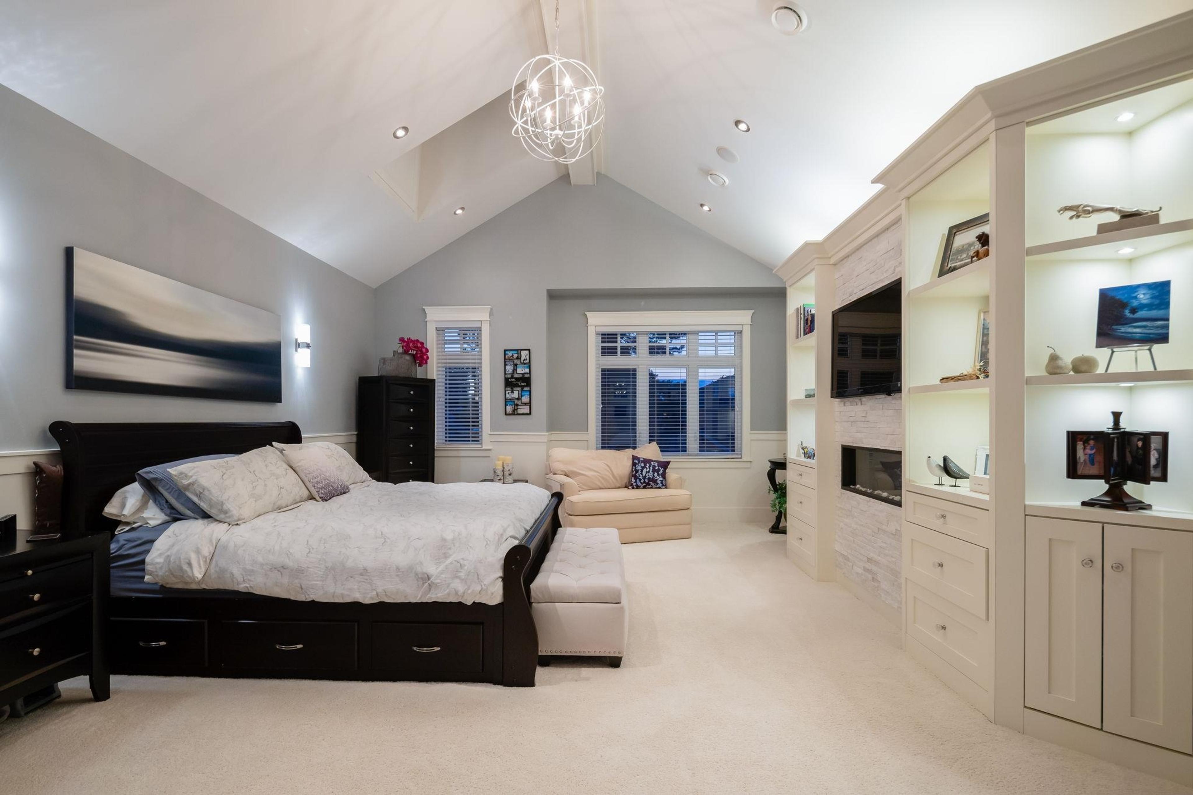 11400 PLOVER DRIVE - 25