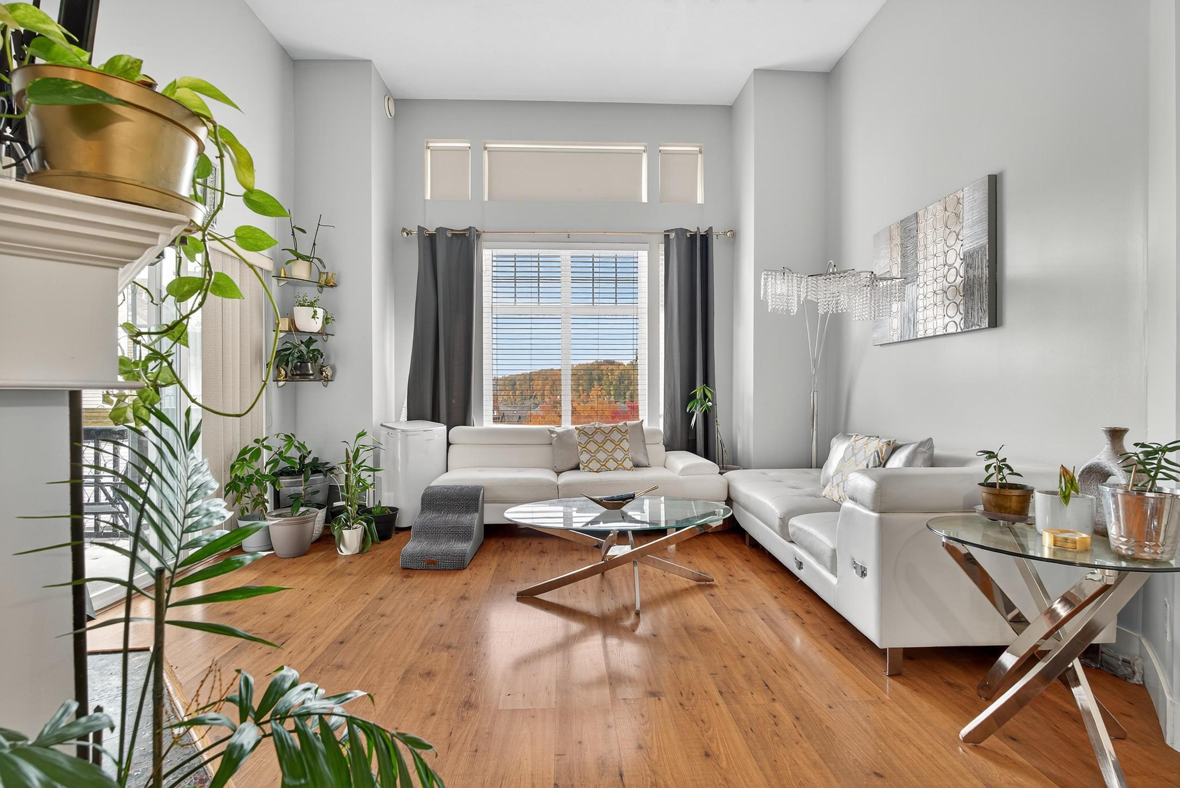 #416 83 STAR CRESCENT - 16