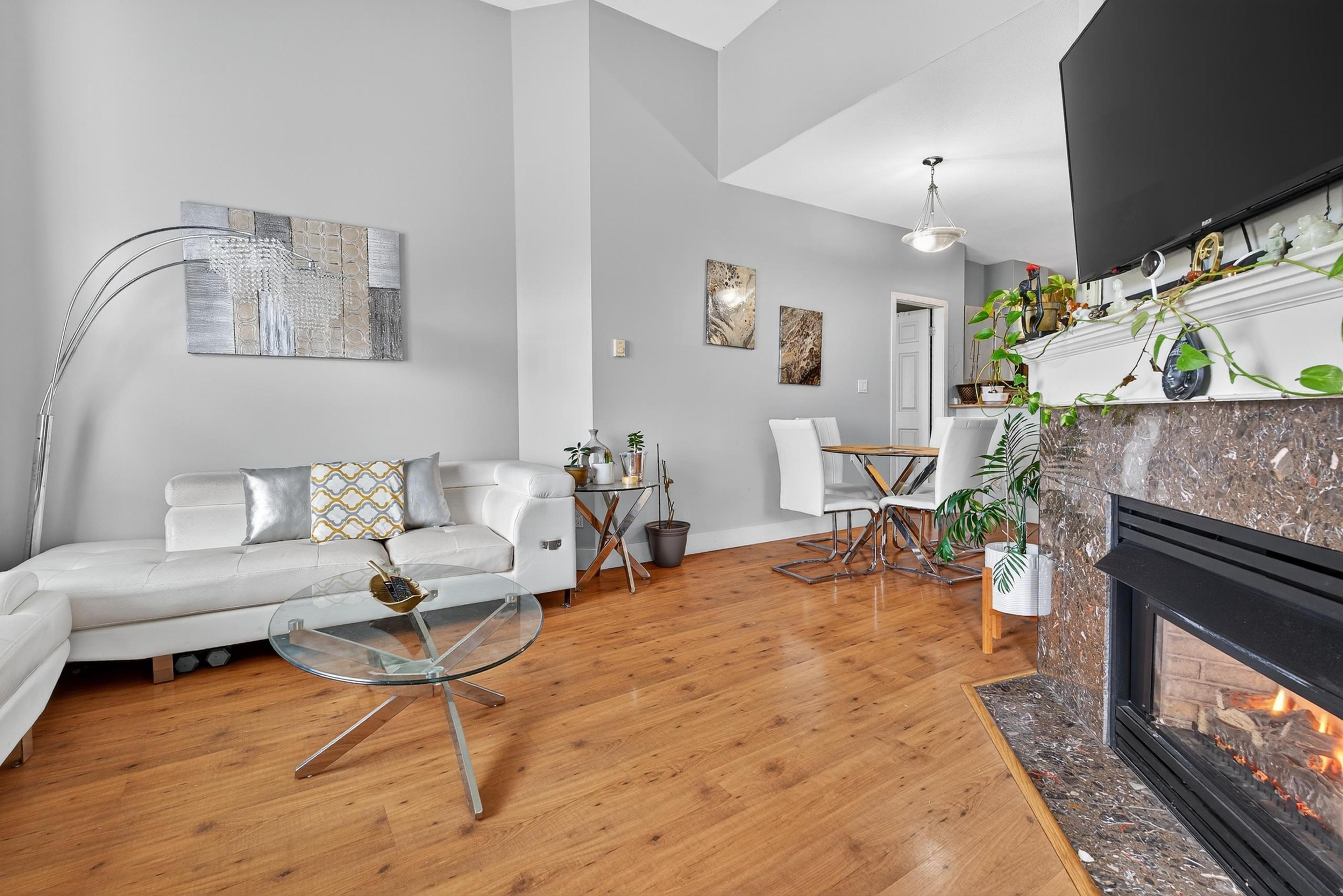 #416 83 STAR CRESCENT - 18