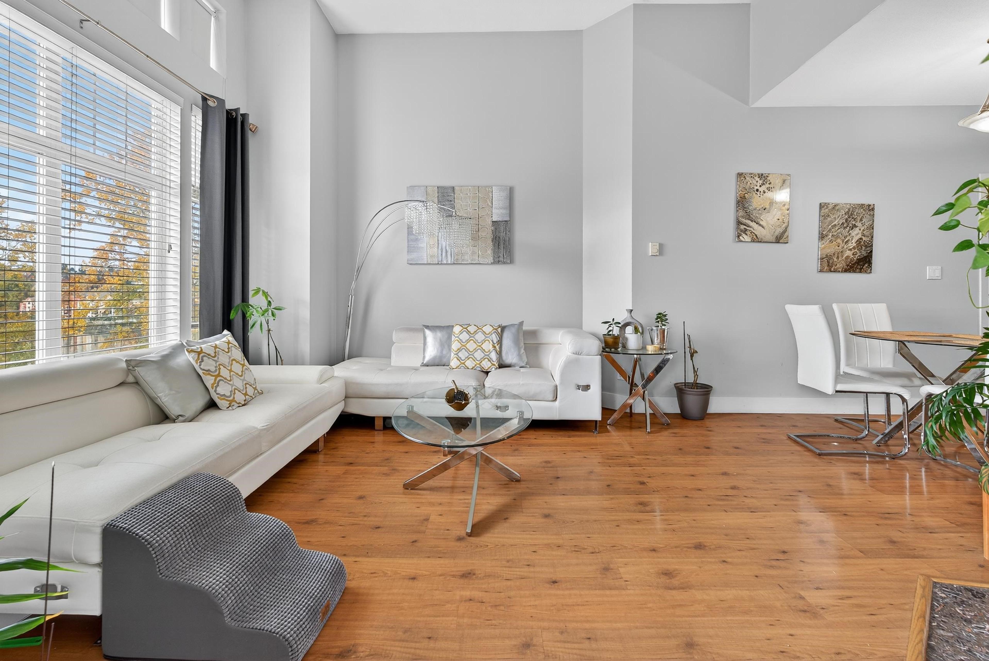 #416 83 STAR CRESCENT - 19