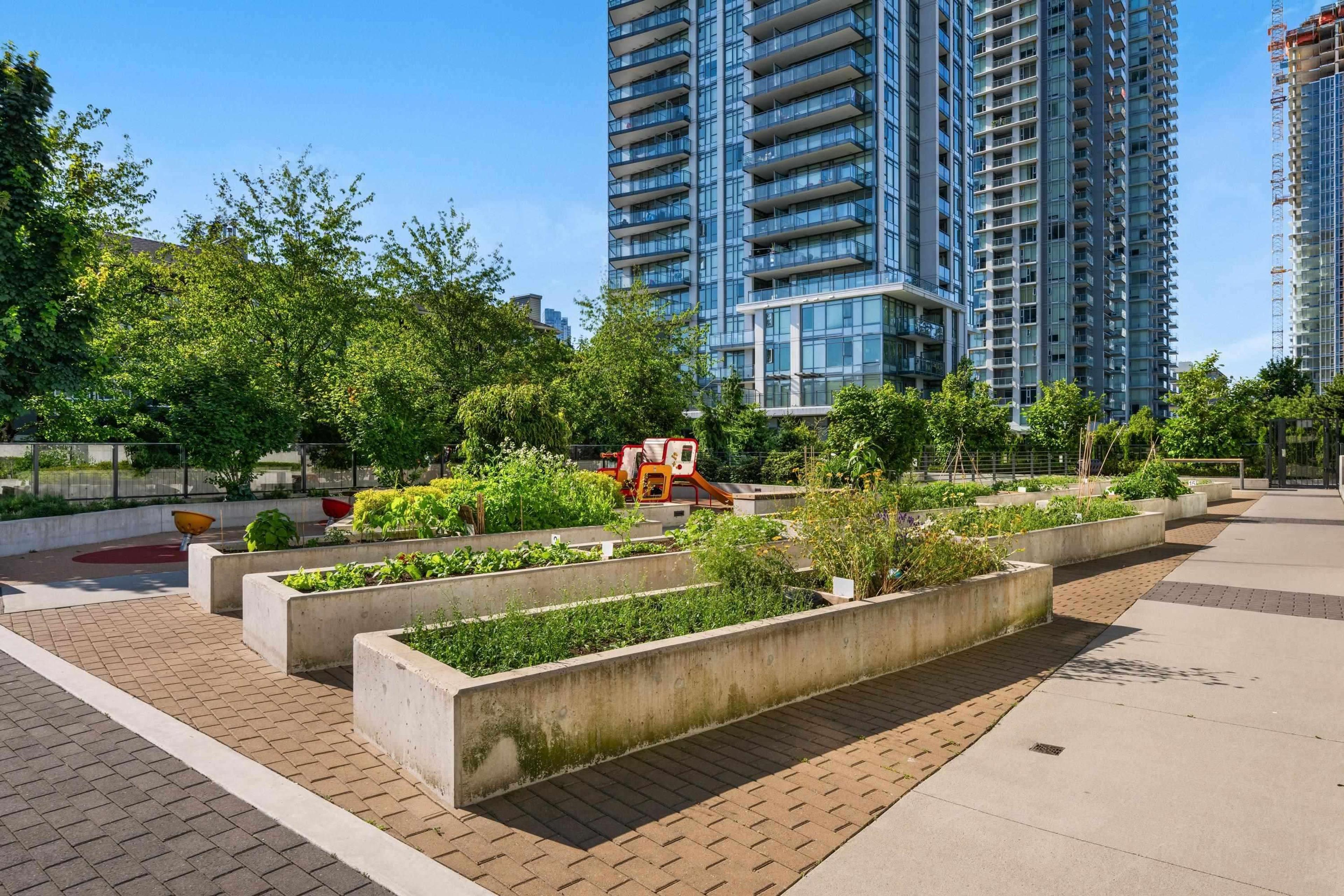 #3104 6699 DUBLANE AVENUE - 20