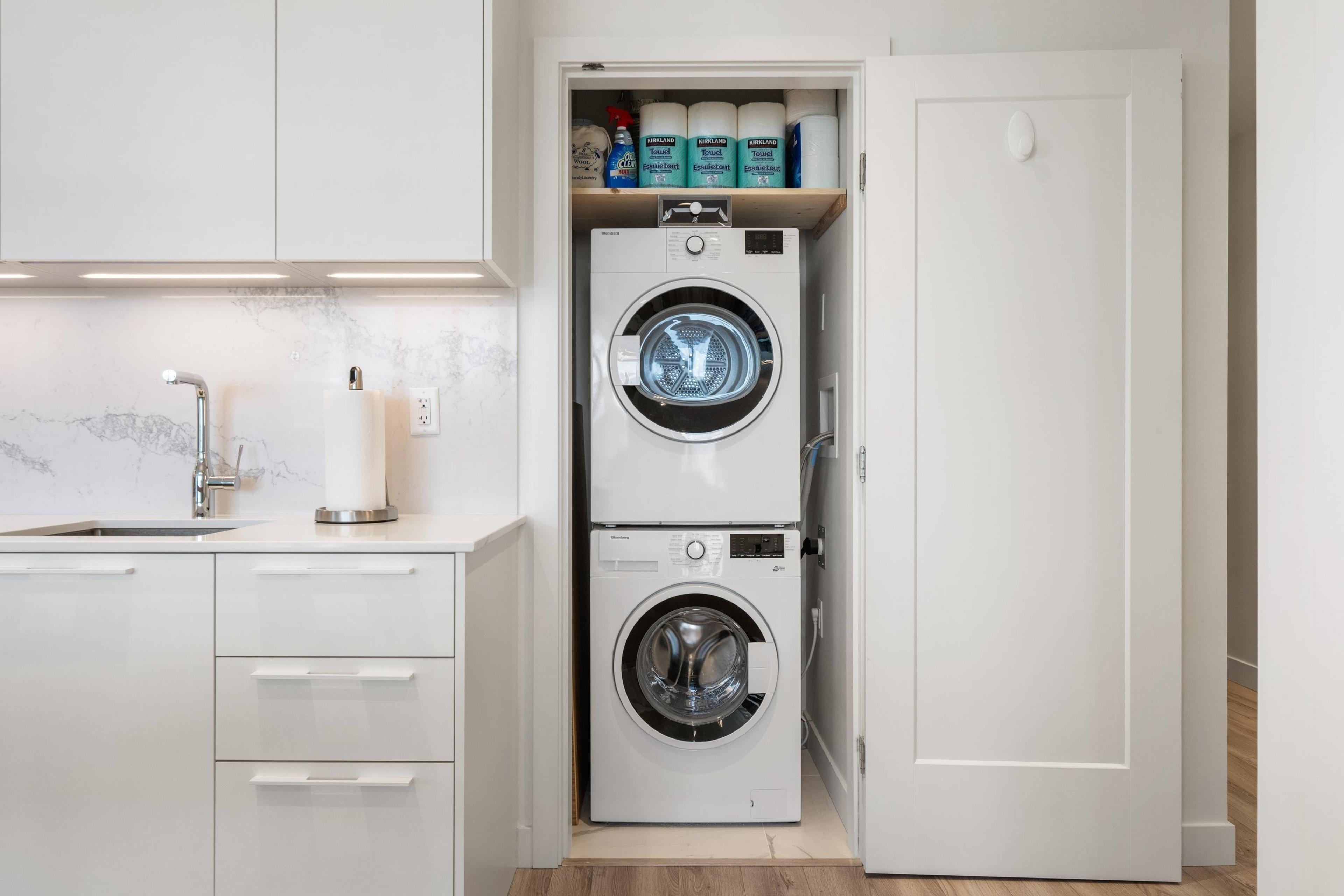 #3104 6699 DUBLANE AVENUE - 18