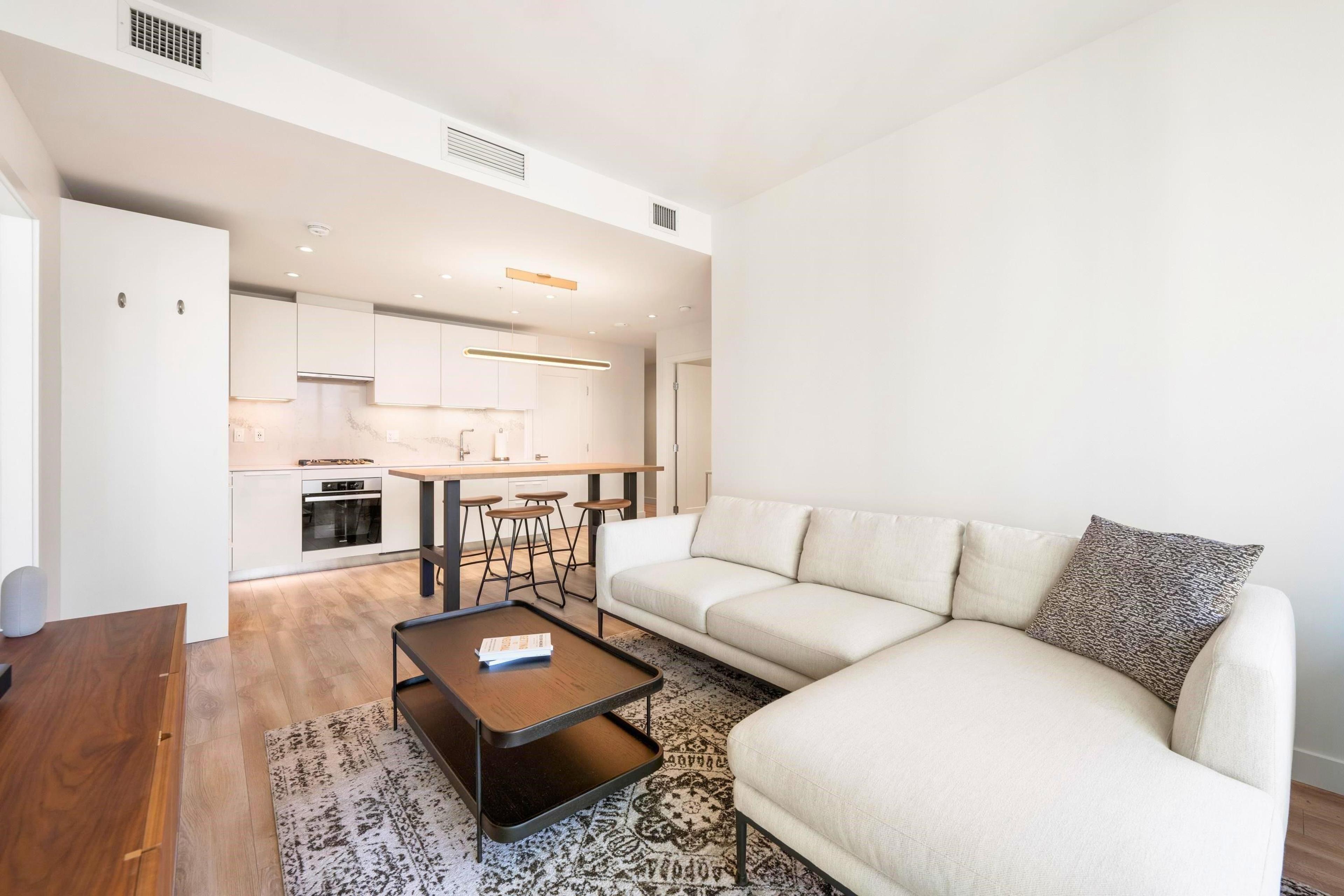 #3104 6699 DUBLANE AVENUE - 4