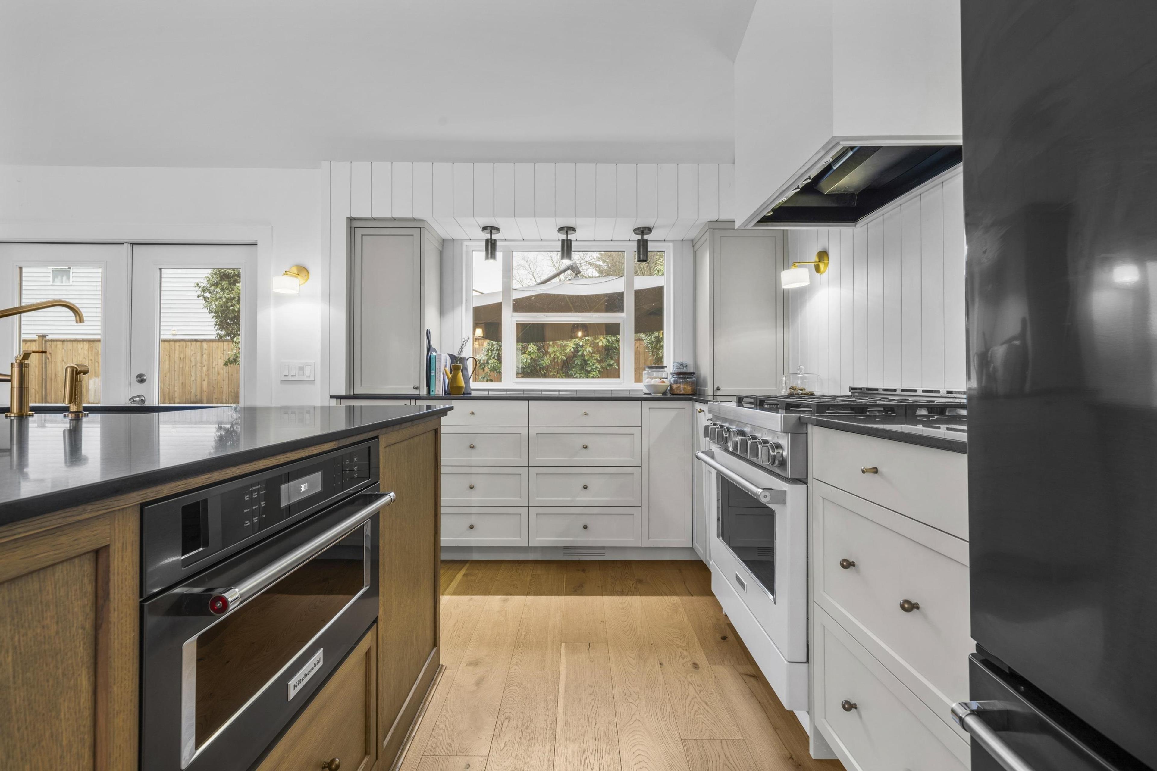 12432 EDGE STREET - 11