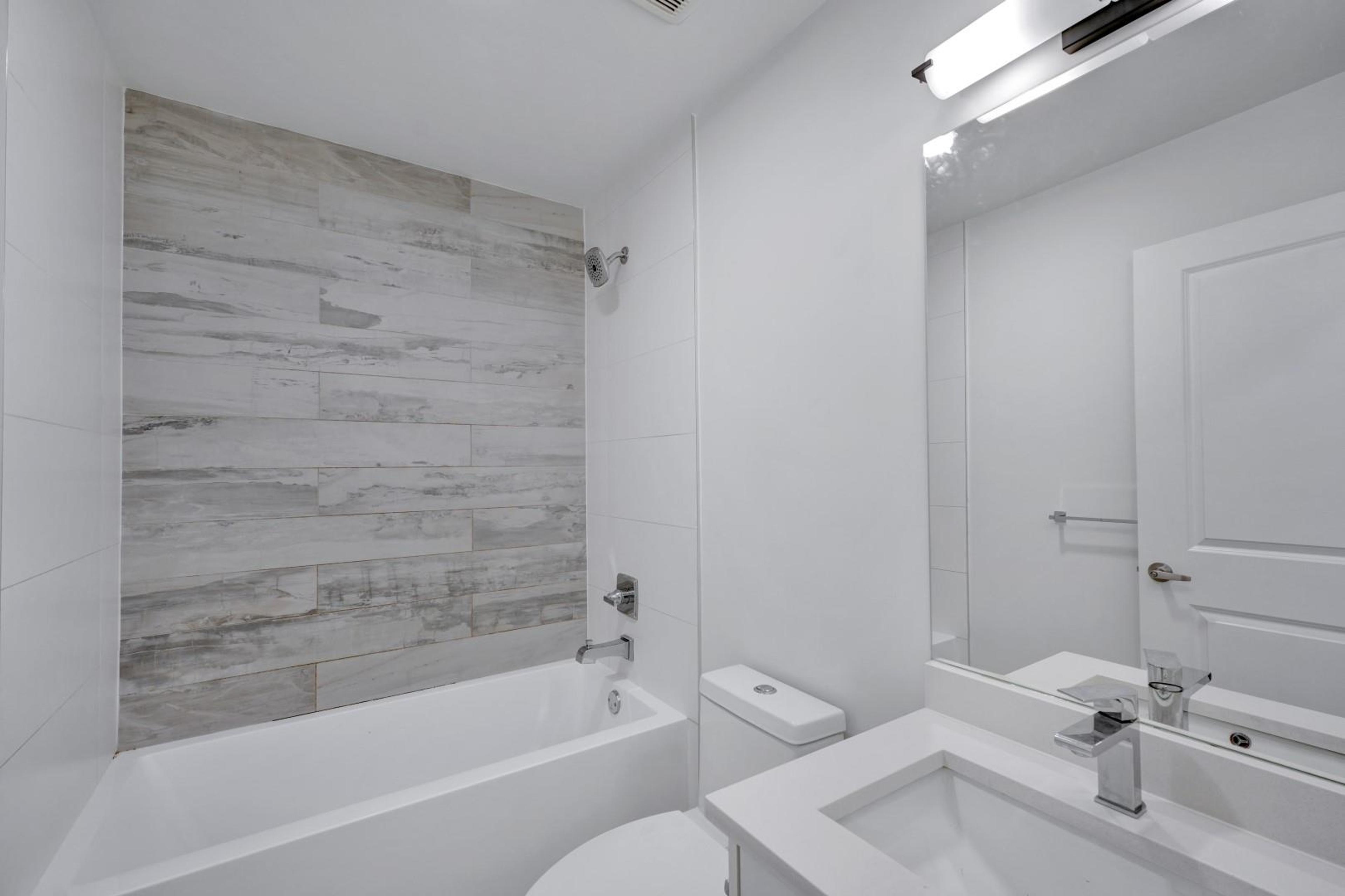 #22 24108 104 AVENUE - 27