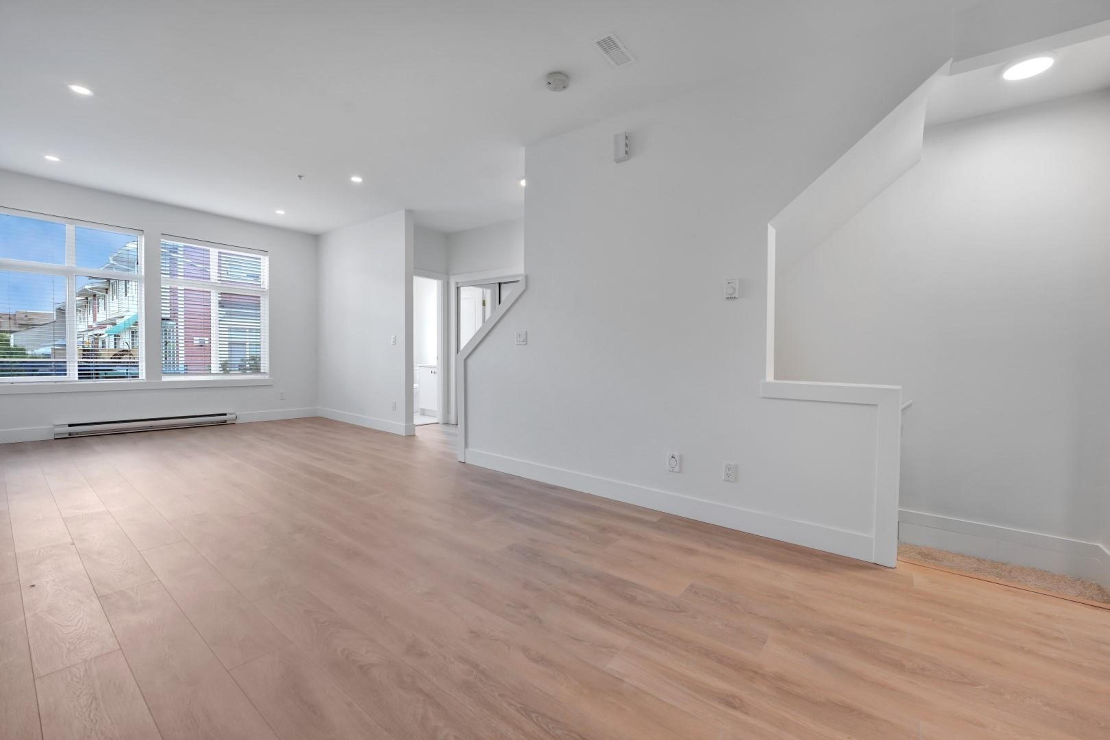 #22 24108 104 AVENUE - 11