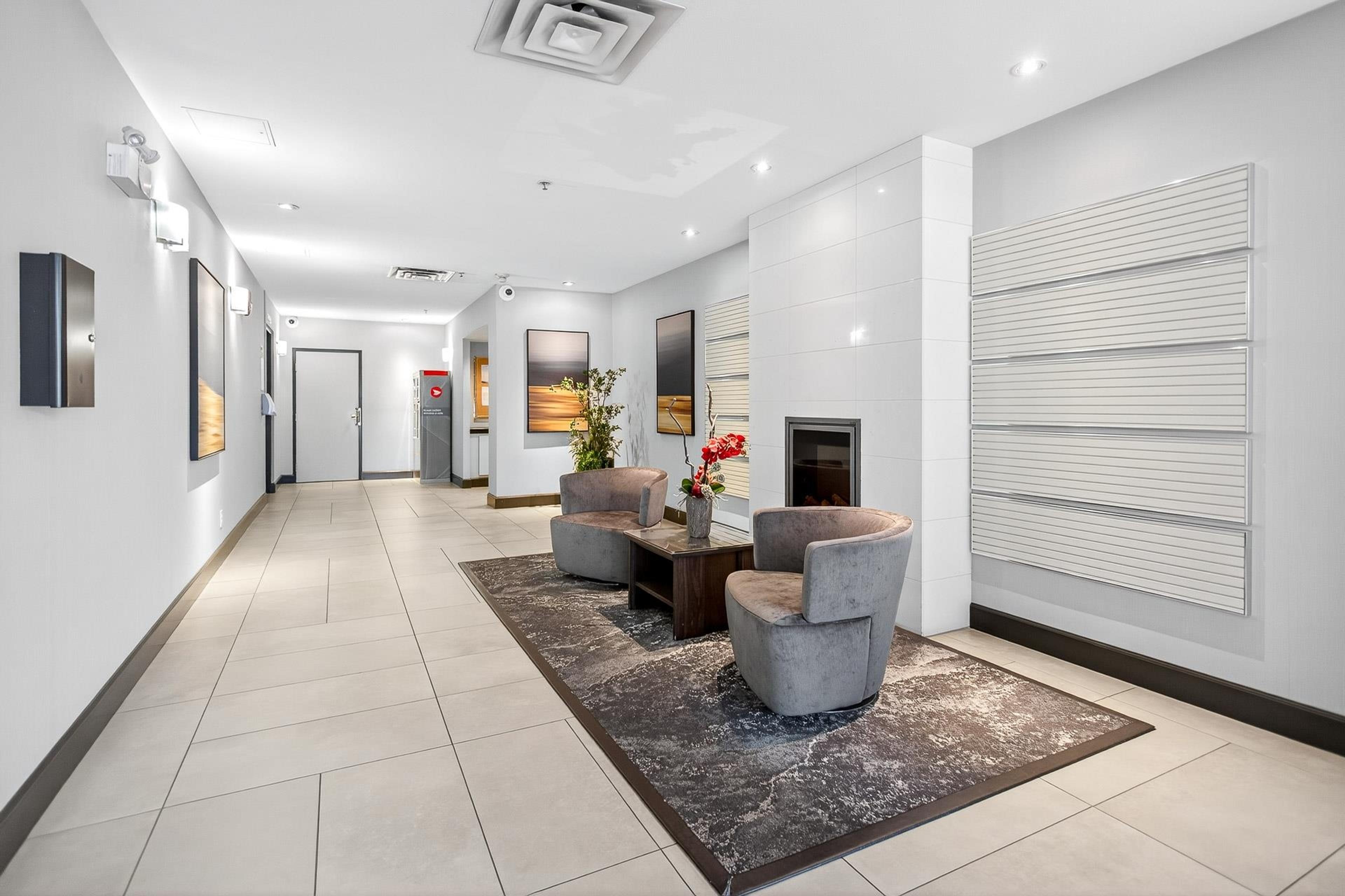 #213 220 NEWPORT DRIVE - Image 2