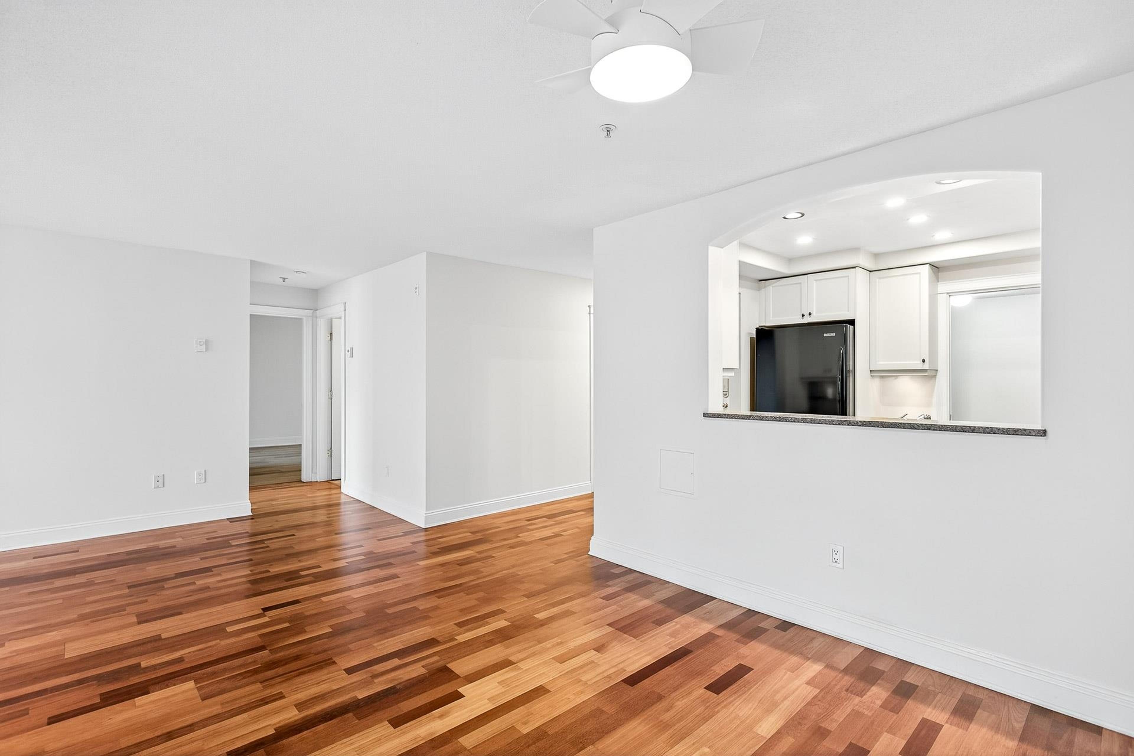 #213 220 NEWPORT DRIVE - 13