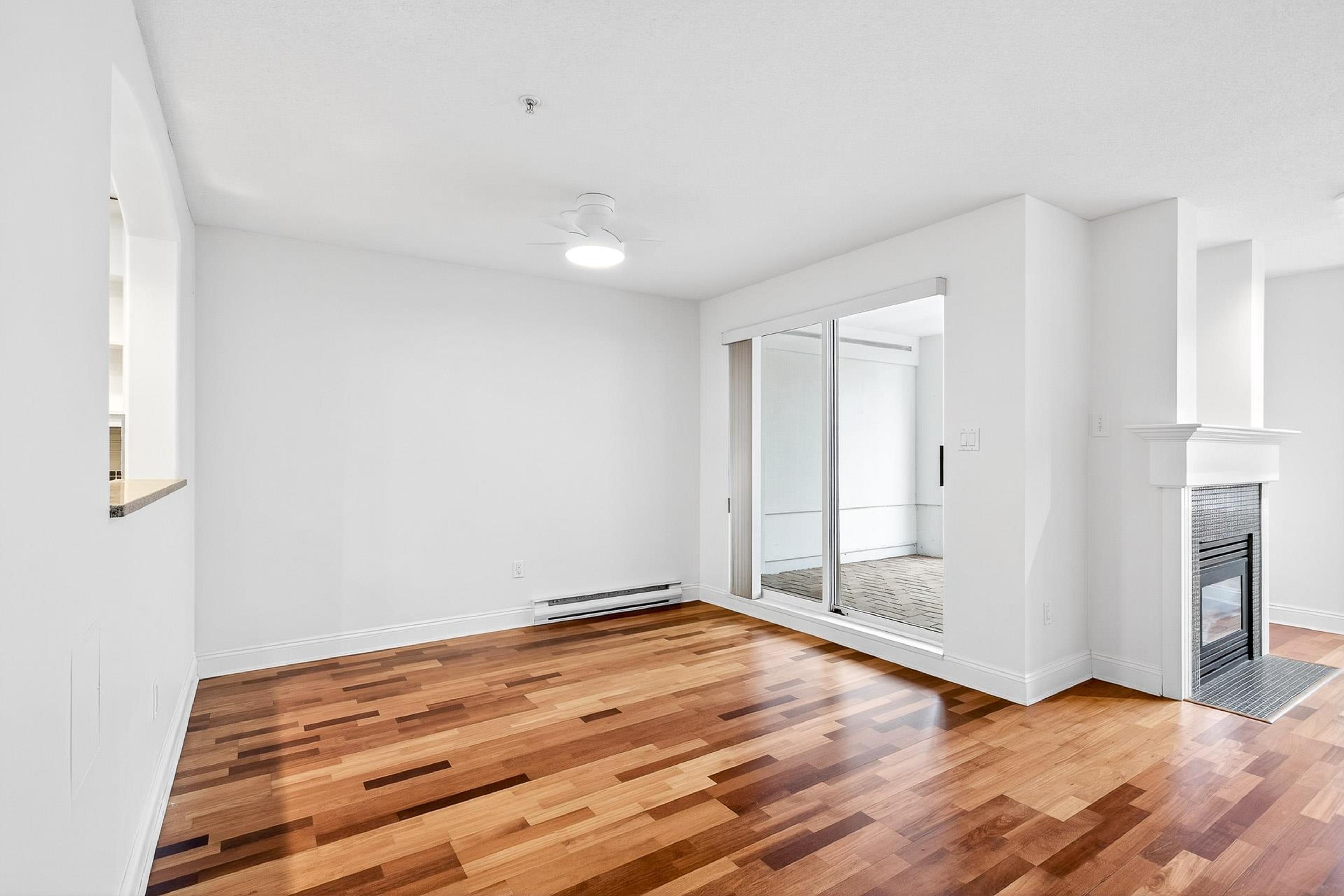 #213 220 NEWPORT DRIVE - 12