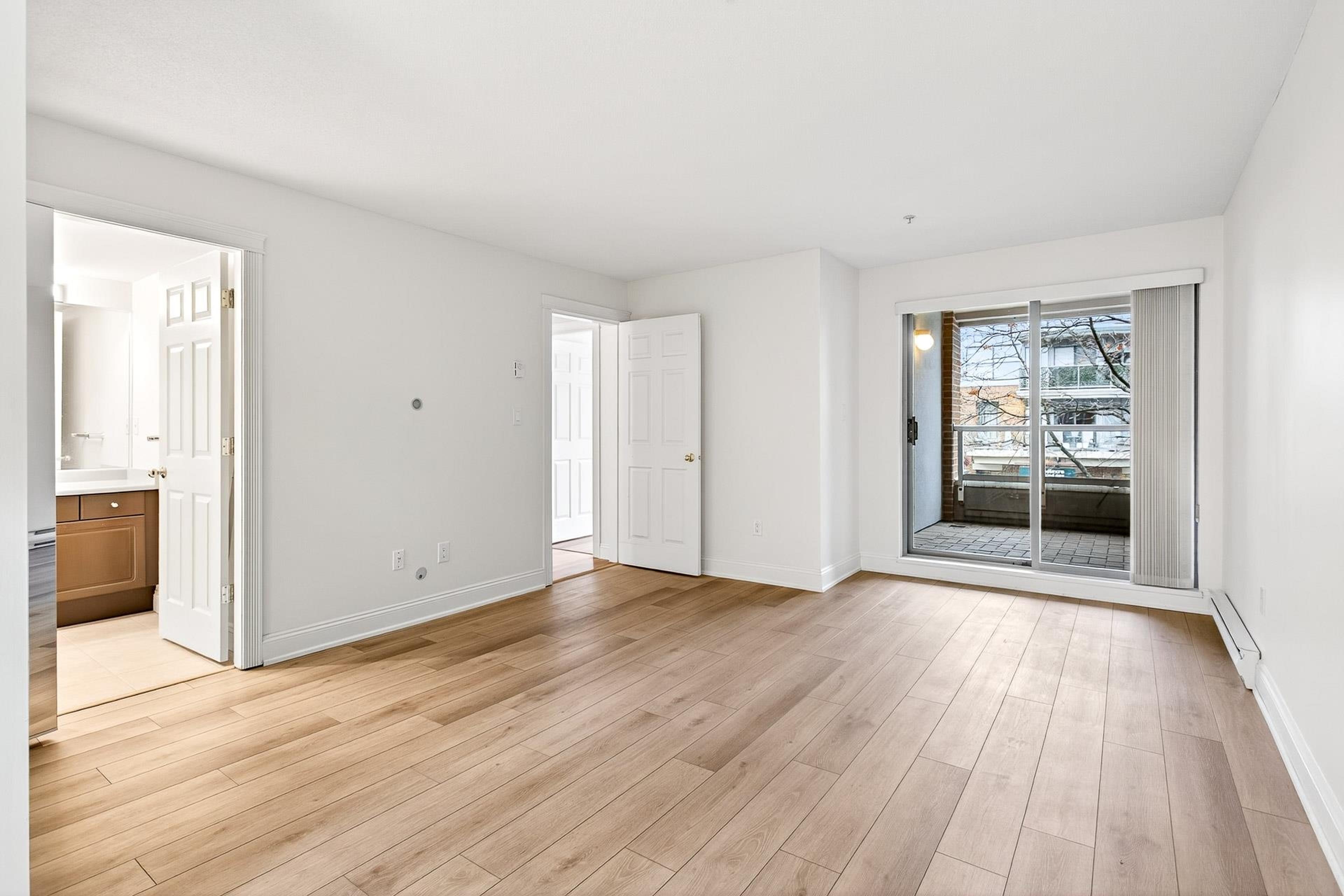 #213 220 NEWPORT DRIVE - 20