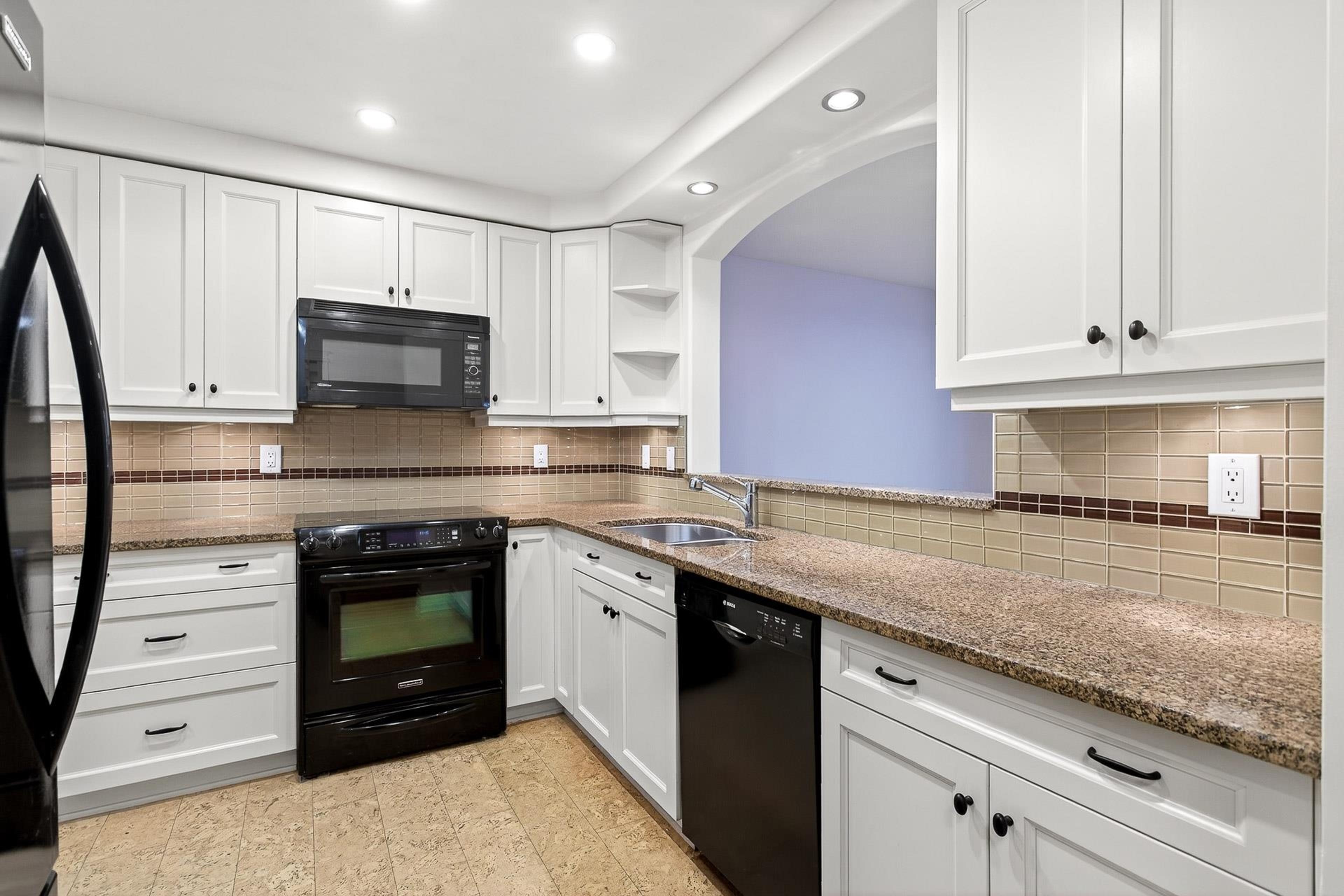 #213 220 NEWPORT DRIVE - 15