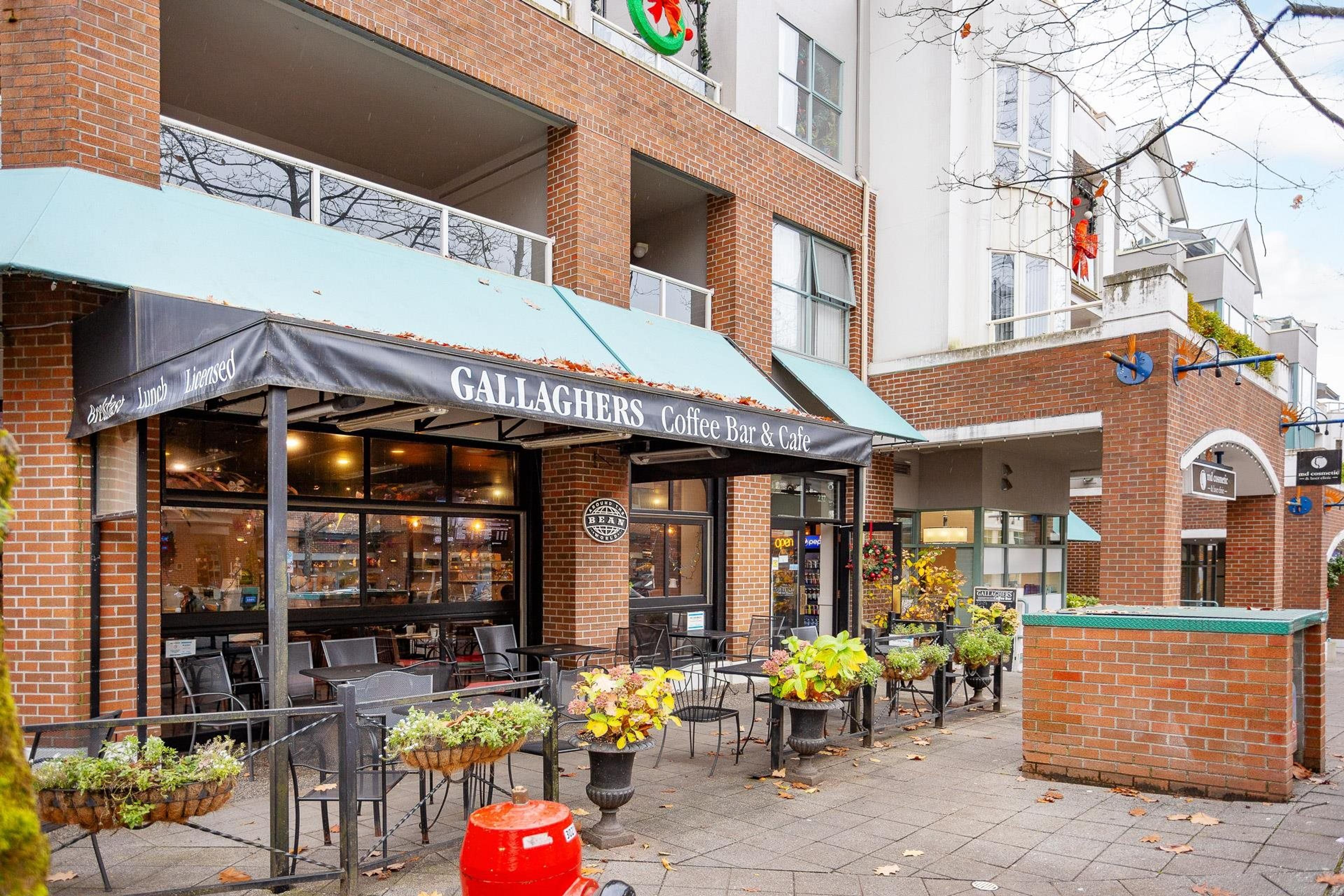 #213 220 NEWPORT DRIVE - 39