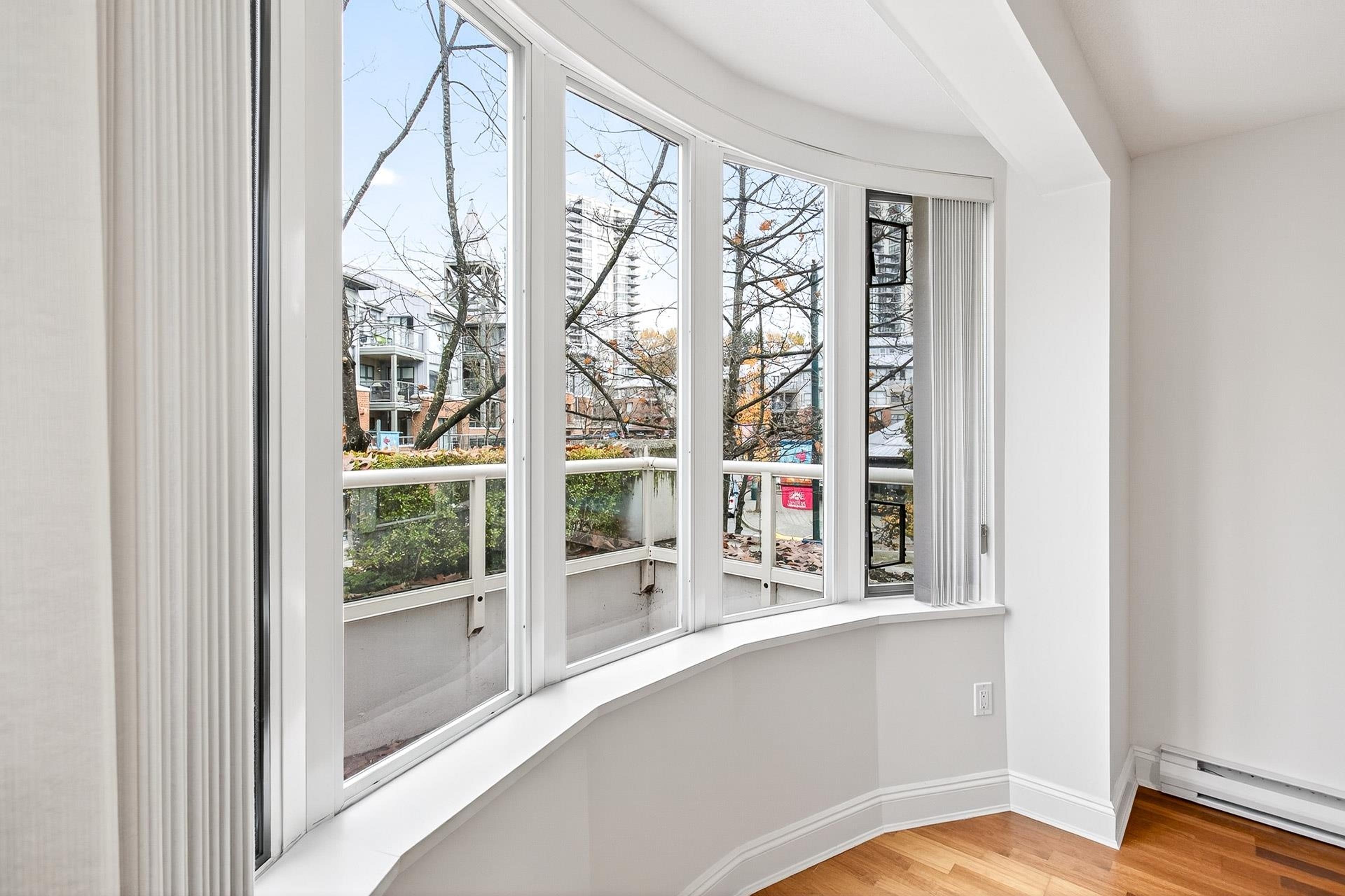 #213 220 NEWPORT DRIVE - 8