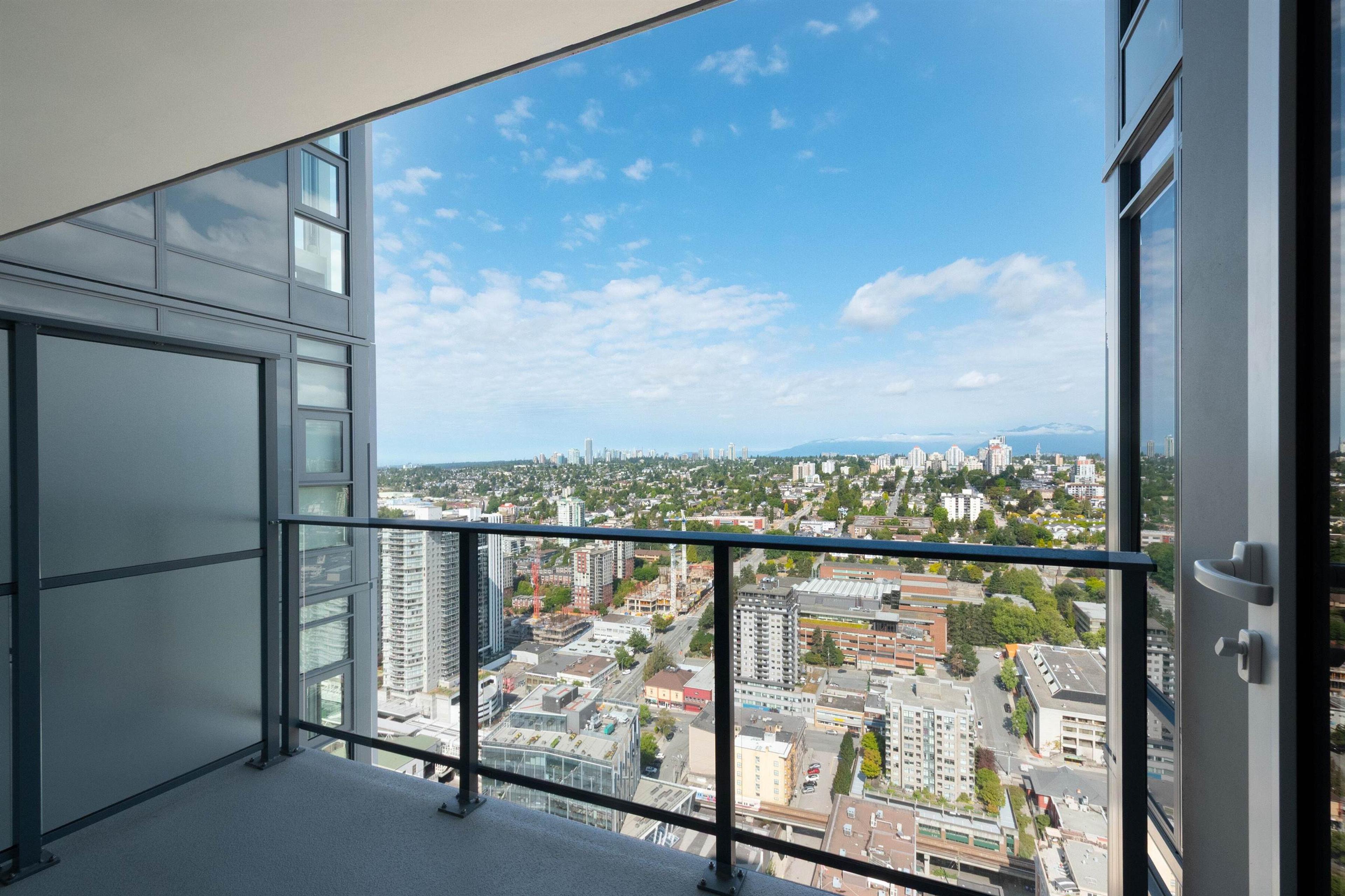 #4004 680 QUAYSIDE DRIVE - 16