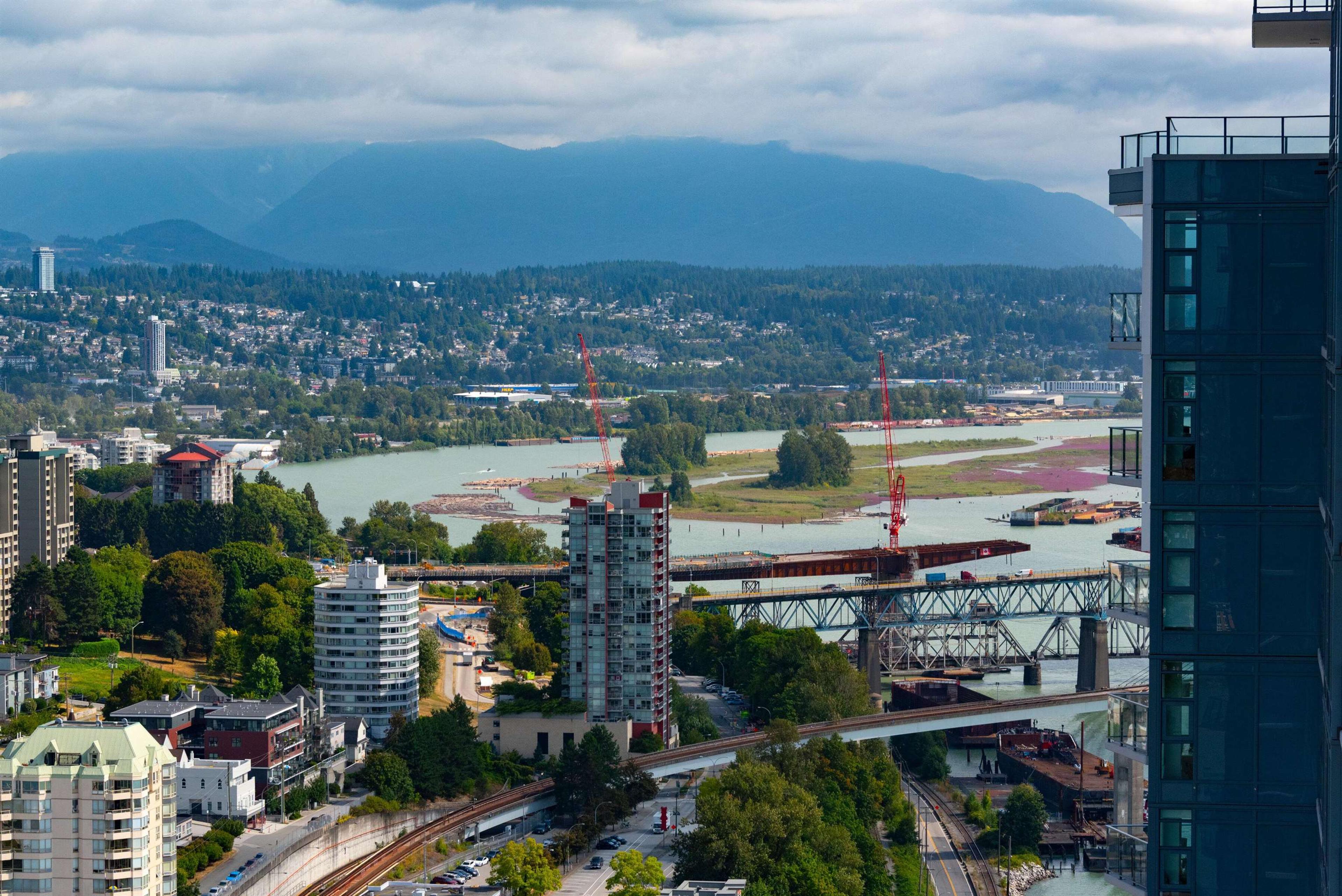 #4004 680 QUAYSIDE DRIVE - 12