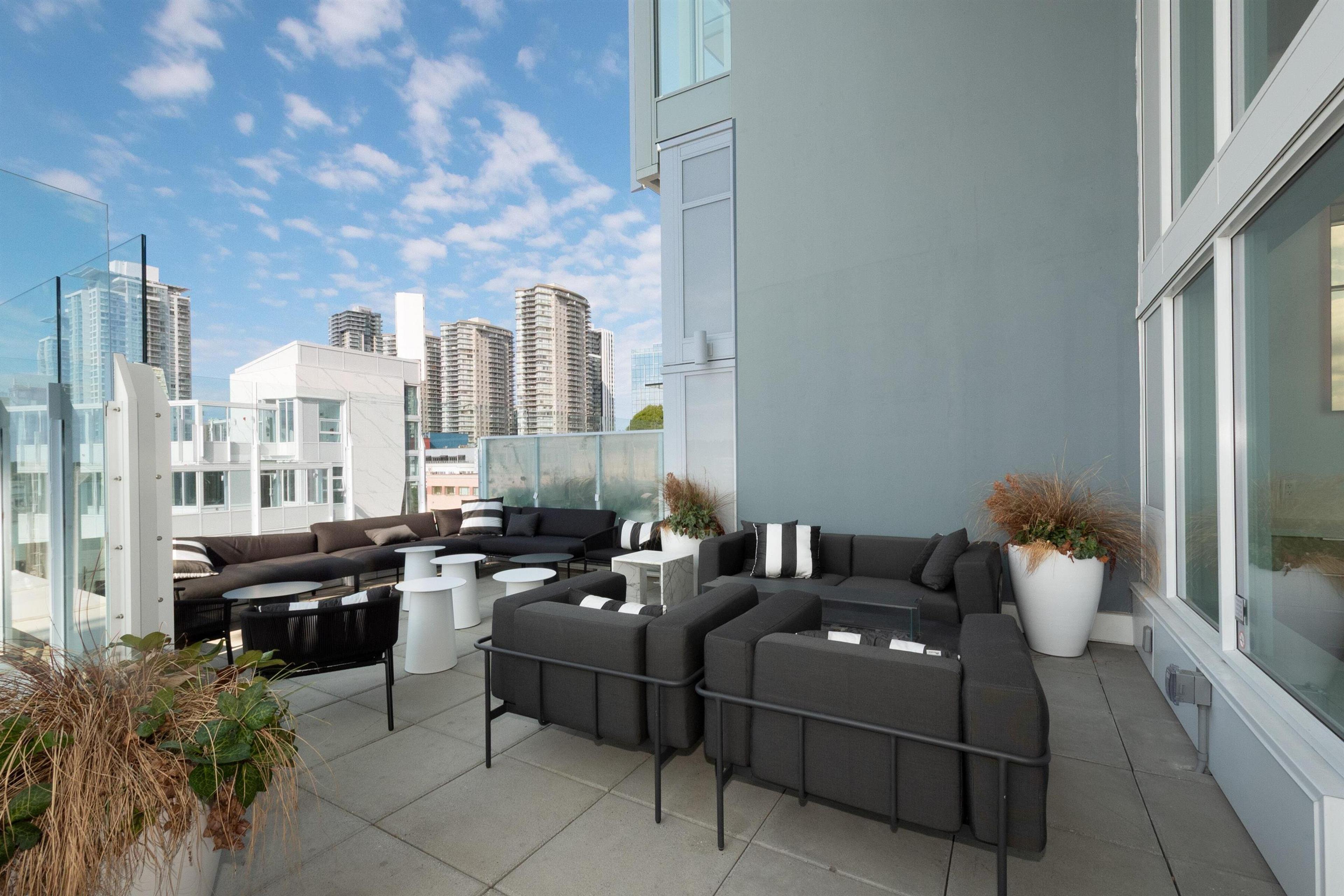 #4004 680 QUAYSIDE DRIVE - 26