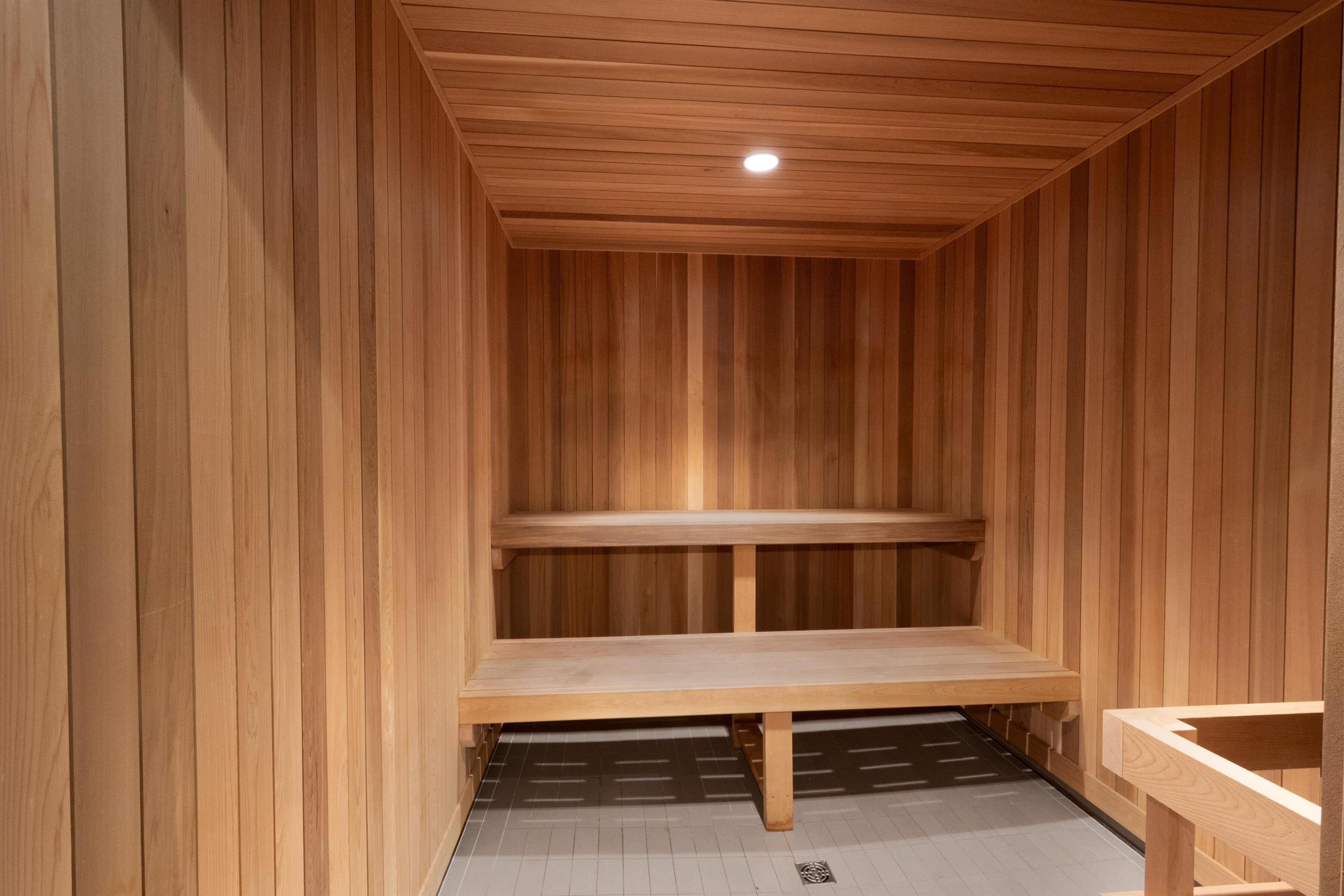 #4004 680 QUAYSIDE DRIVE - 32