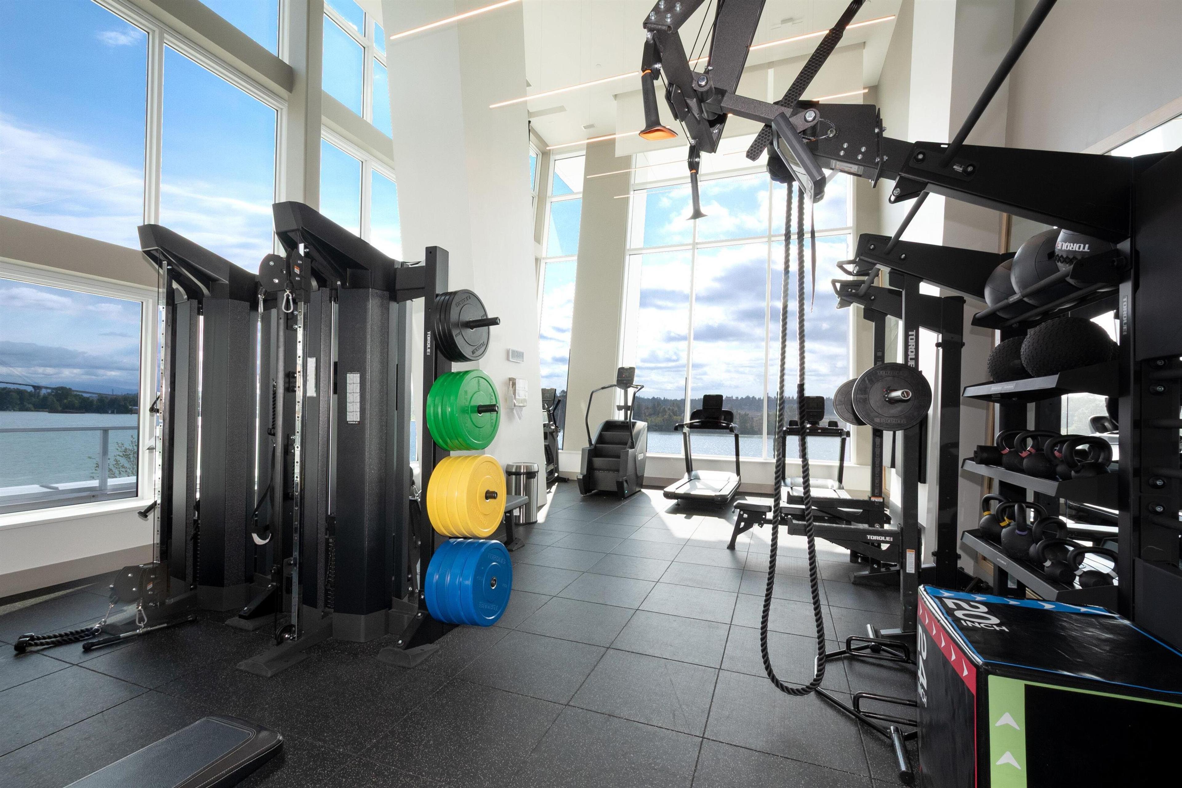 #4004 680 QUAYSIDE DRIVE - 30