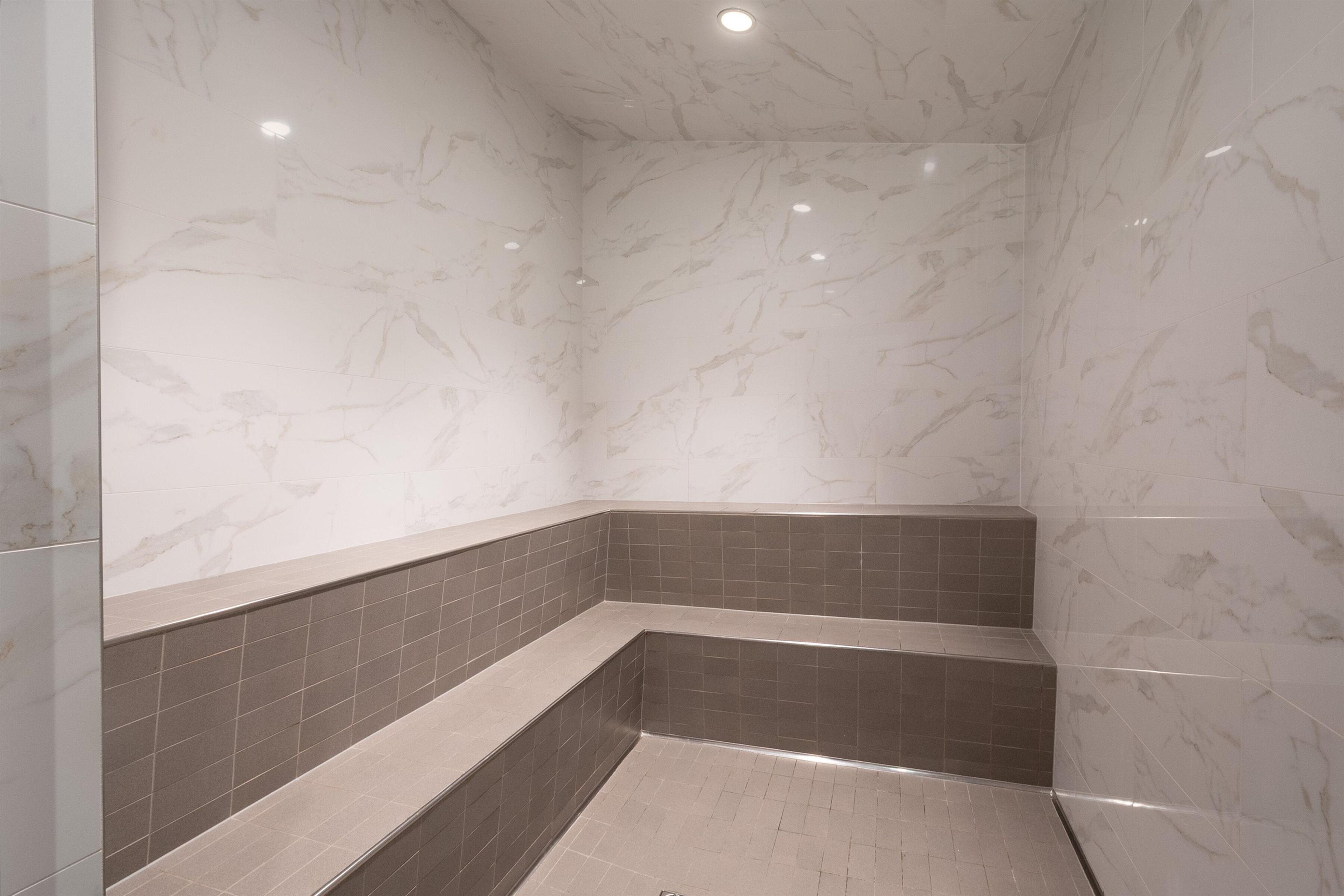 #4004 680 QUAYSIDE DRIVE - 33