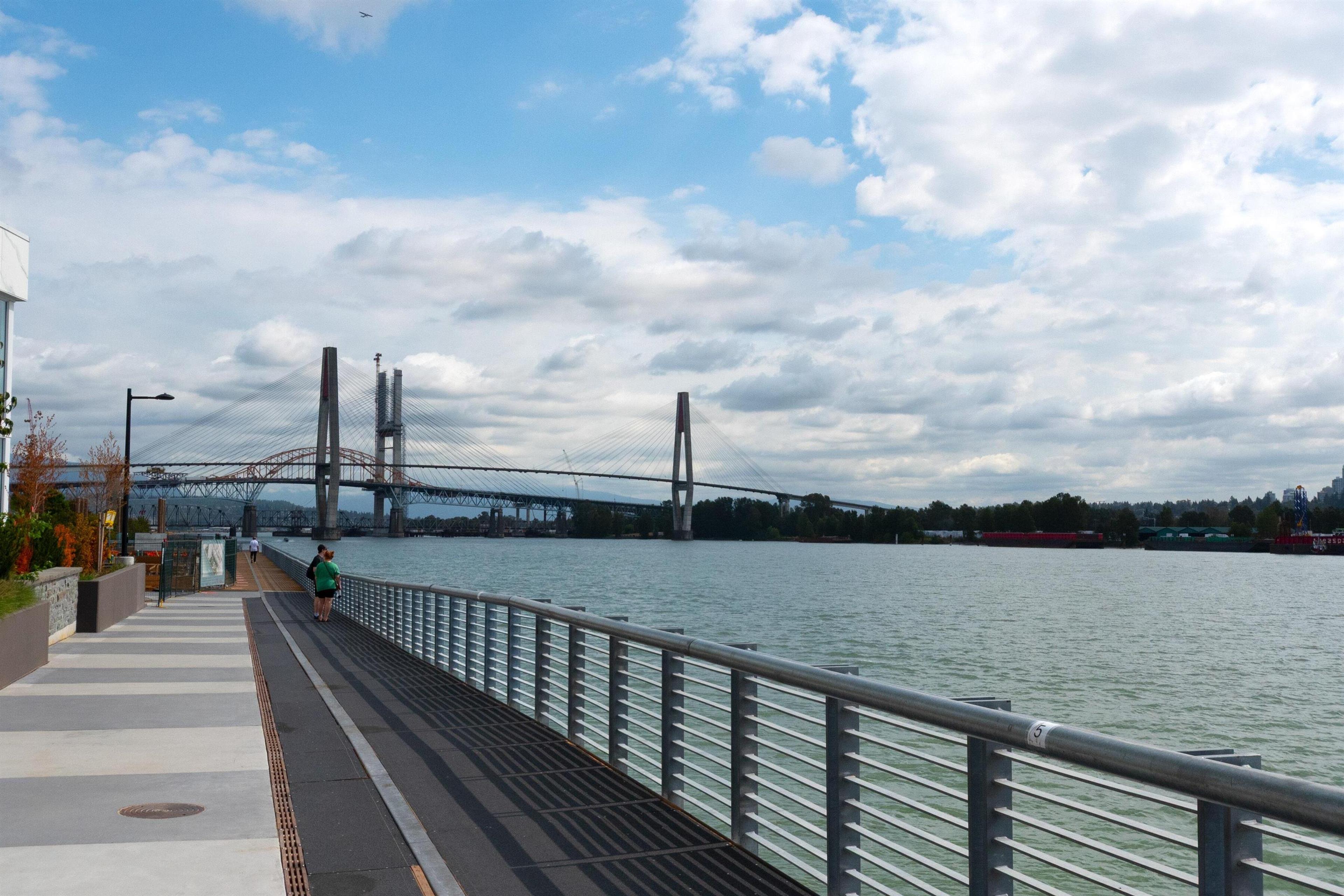 #4004 680 QUAYSIDE DRIVE - 37