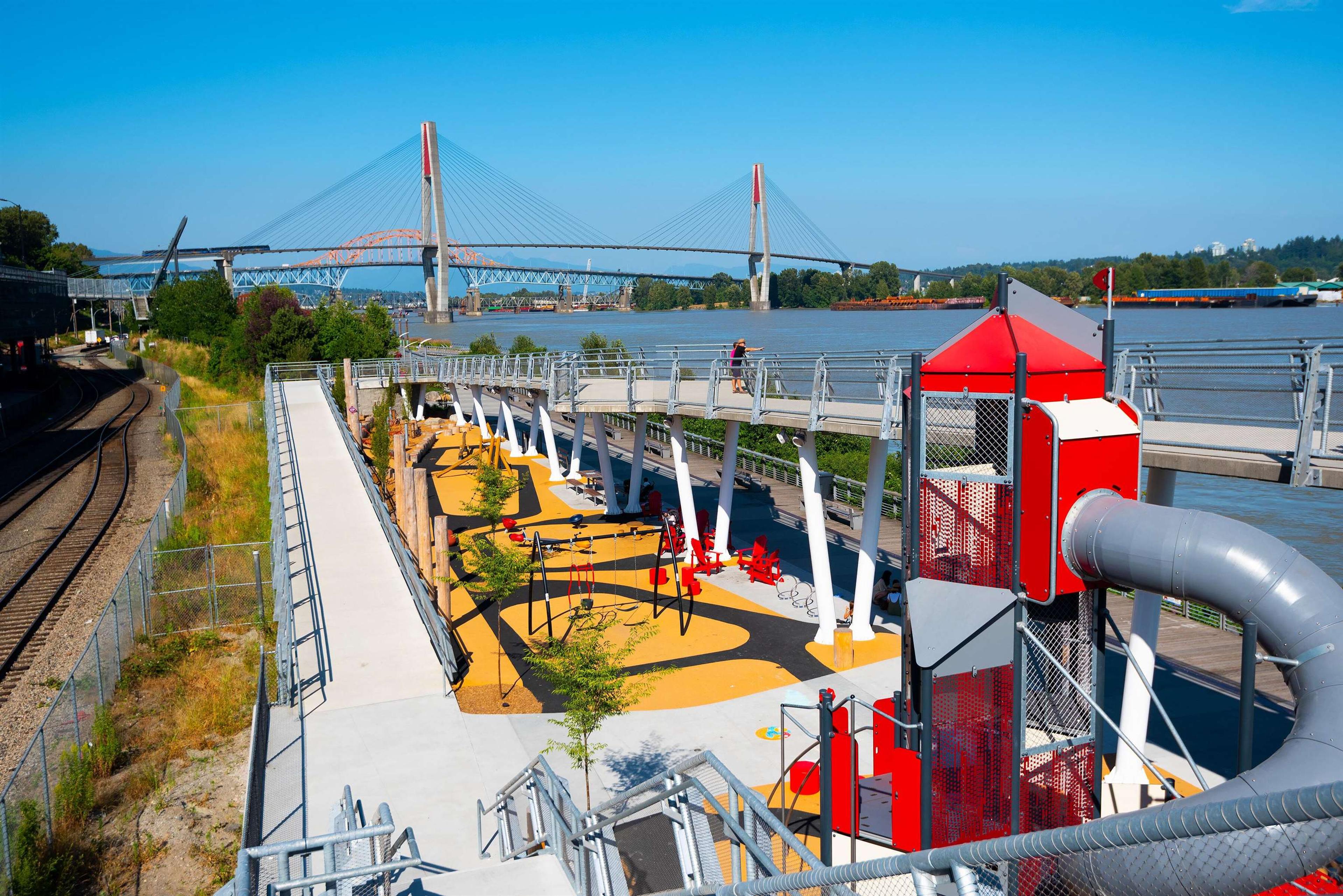 #4004 680 QUAYSIDE DRIVE - 40