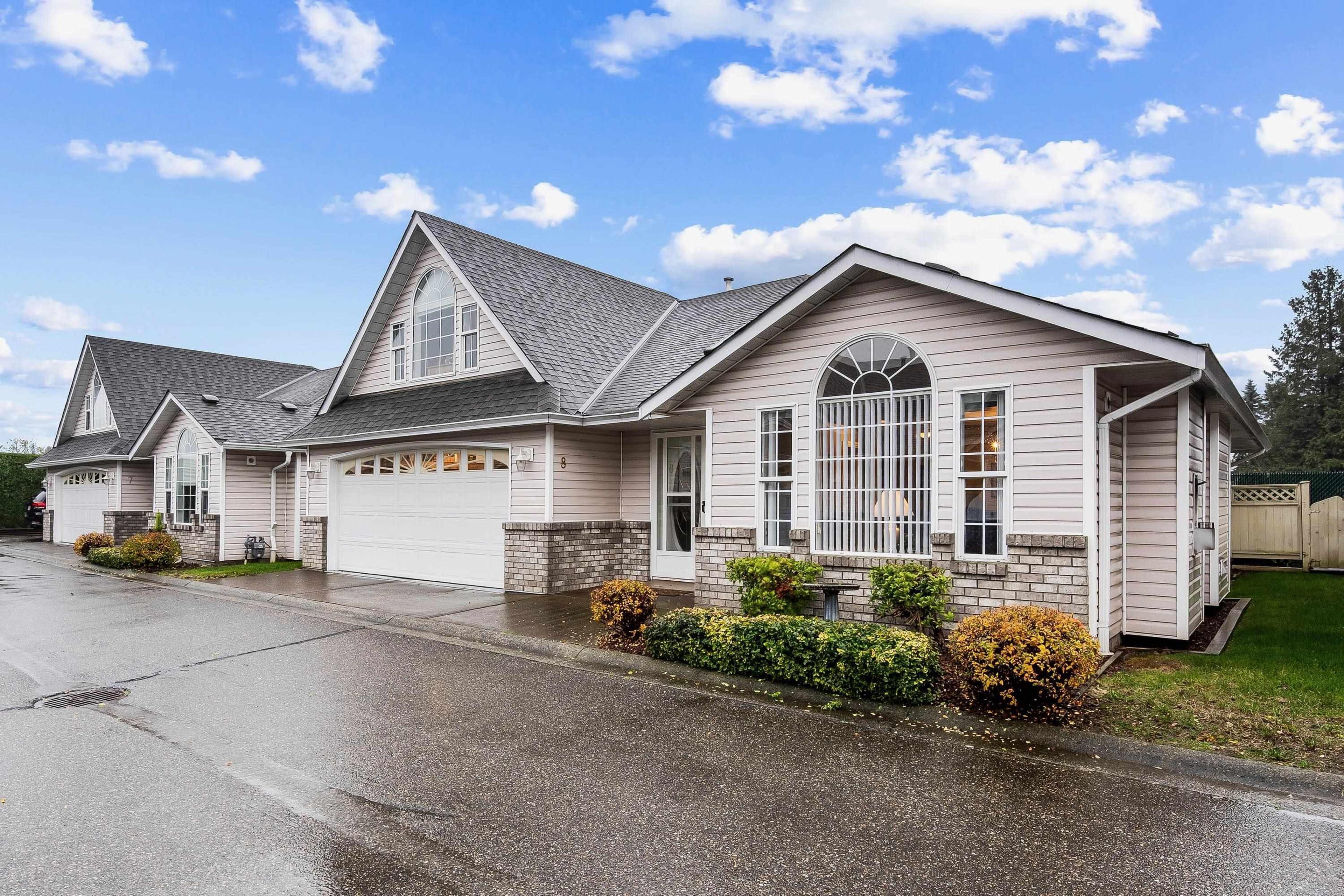 6336 Tyson Road, Chilliwack - Exteriors - Full Complex View - Photo 4