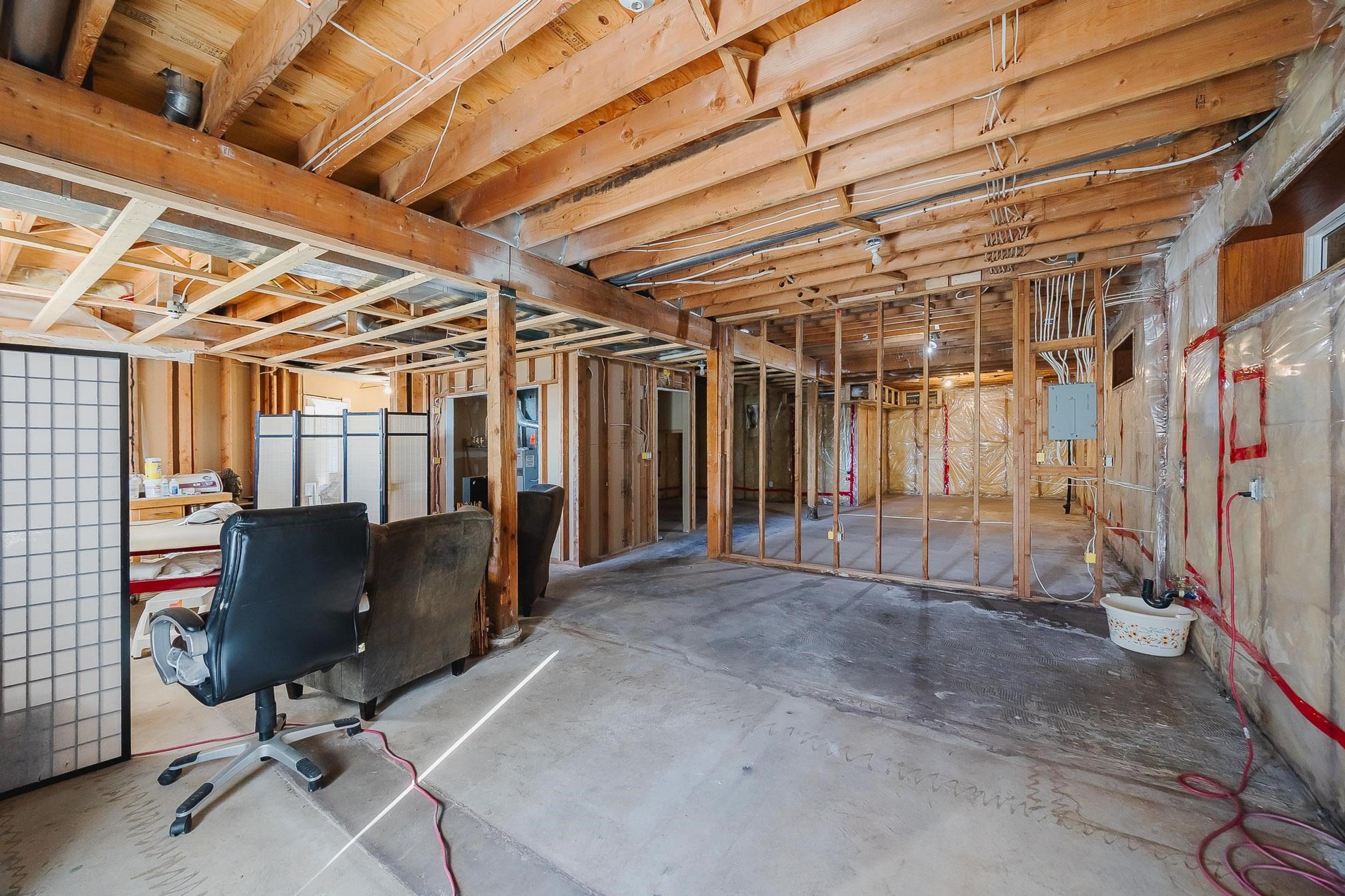 32832 BEST AVENUE - 33