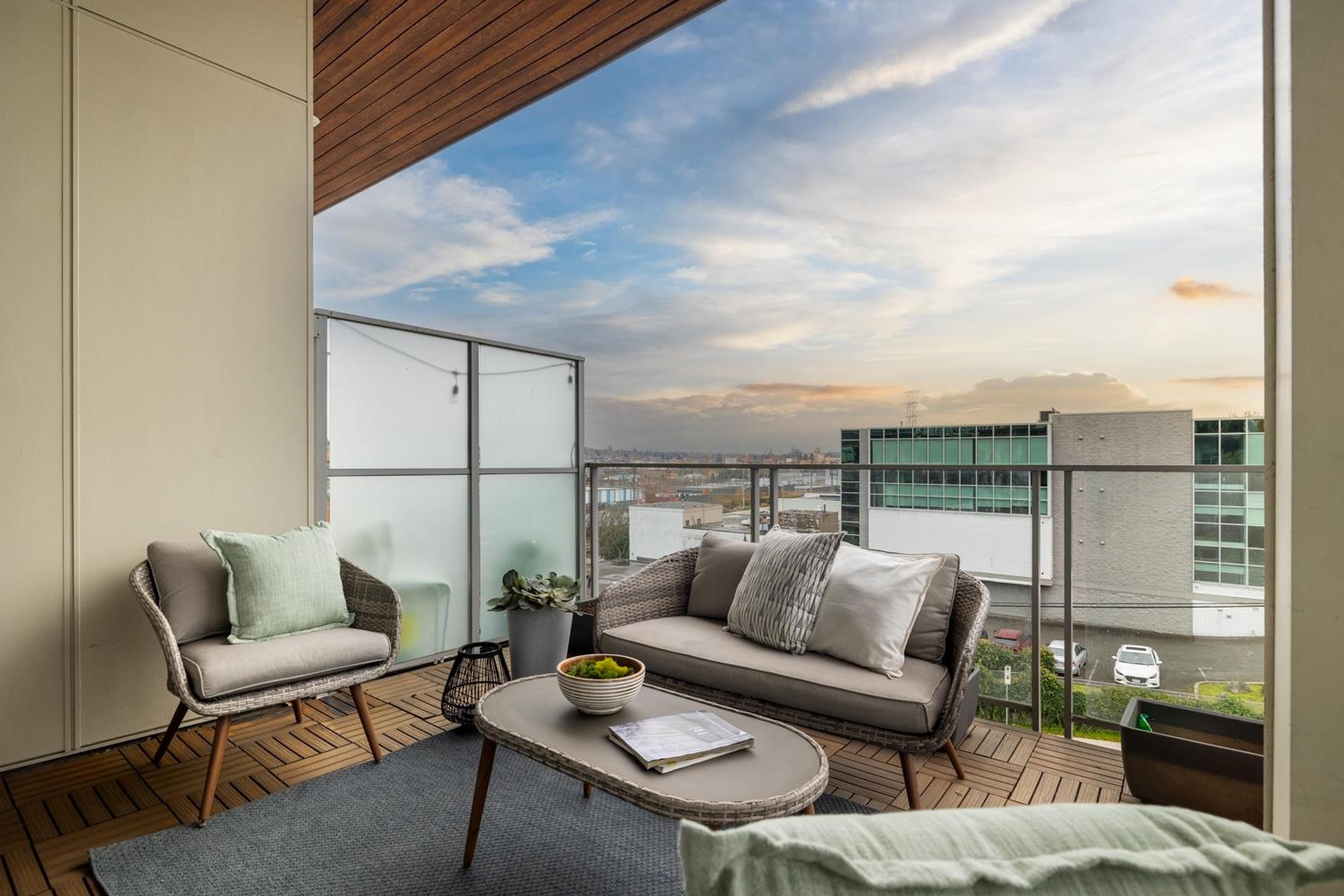 #408 1728 GILMORE AVENUE - 13