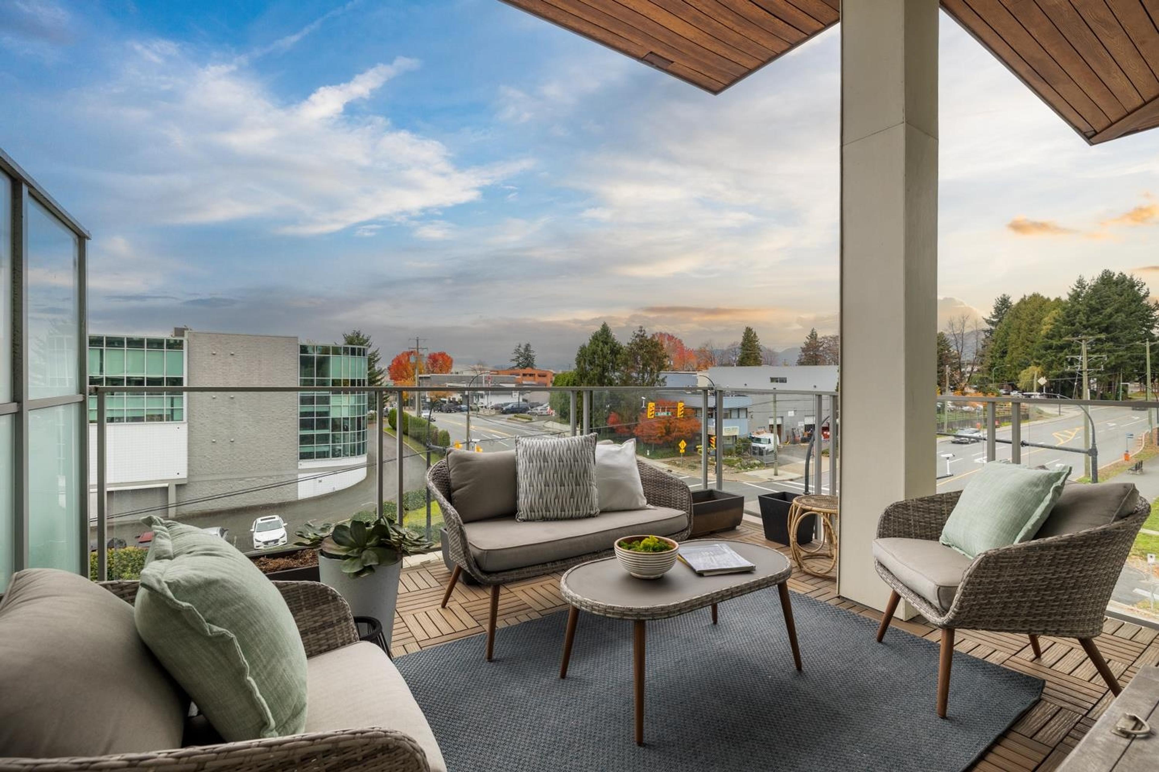 #408 1728 GILMORE AVENUE - 12